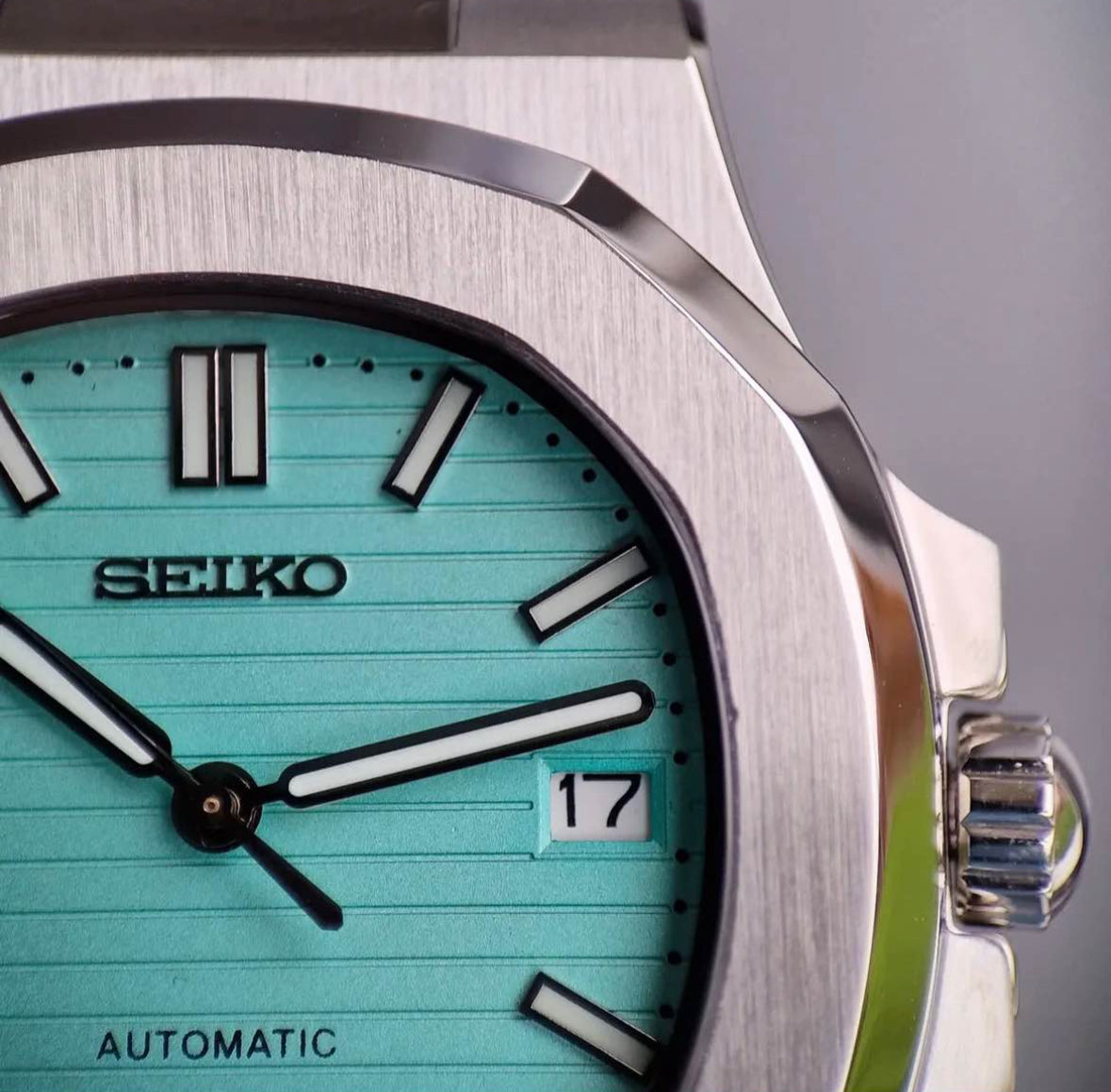 Seiko Nautilus Mod ‘Tiffany Blue Dial’ 40