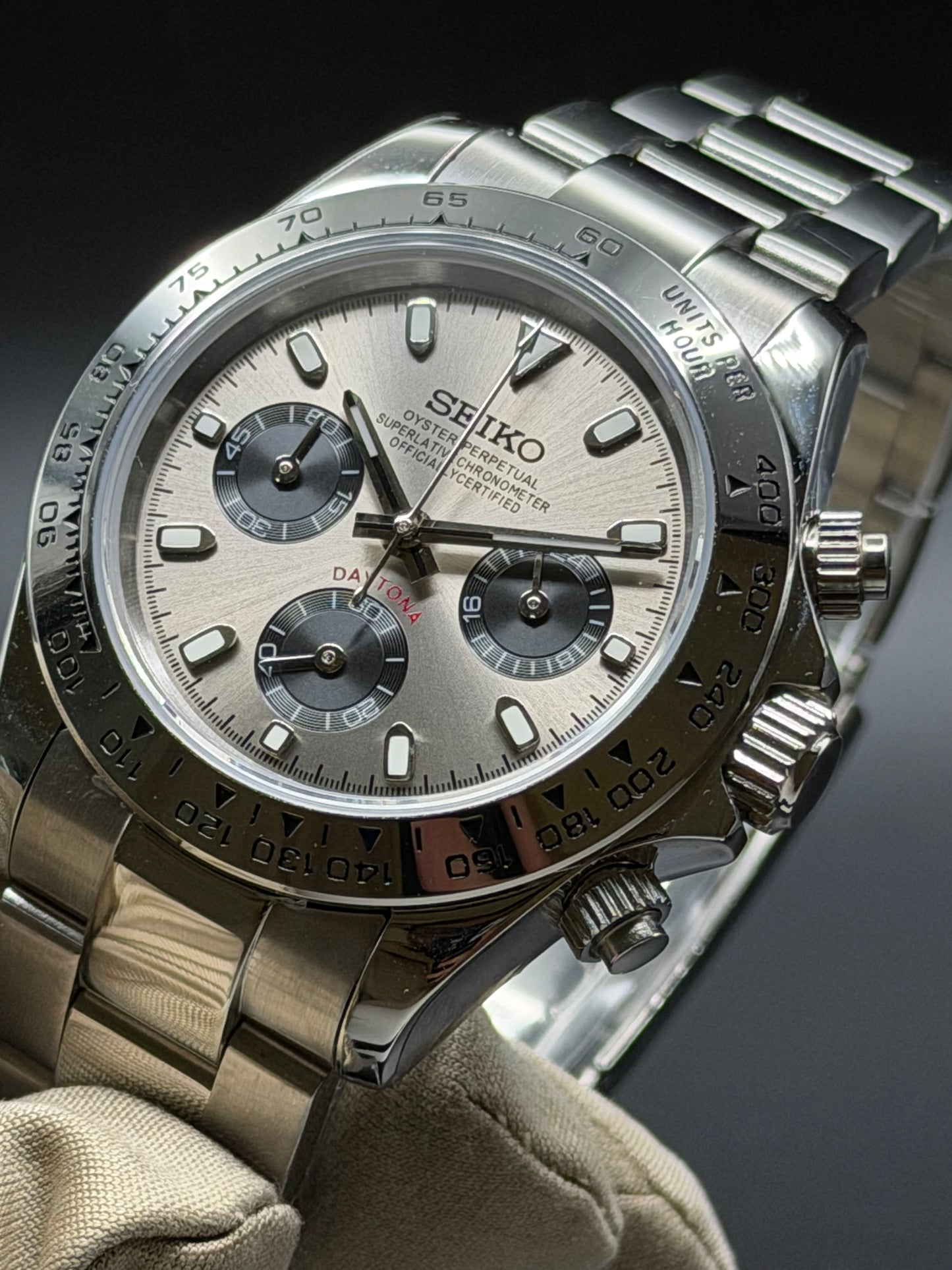 Seiko Daytona Mod ‘Silver Bezel Ghost’ 40