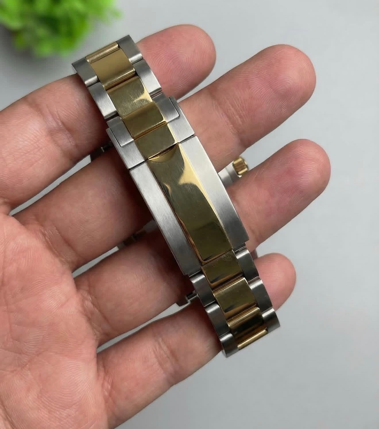 Seiko Submariner Mod ‘Gold 2-tone Black Dial’ 40