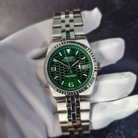 Seiko Land-Dweller Mod ‘Green Honeycomb Dial’ 39mm