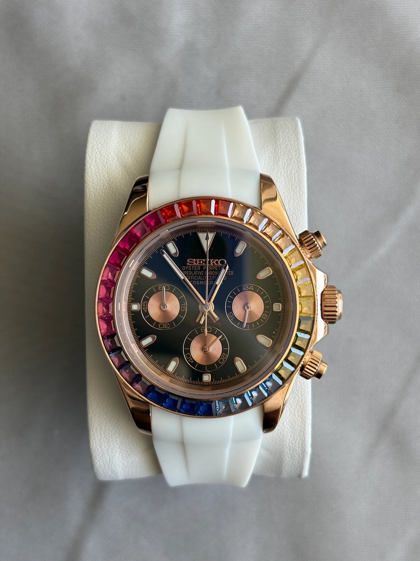 Seiko Daytona Mod Rose Gold ‘Rainbow Bezel/ White Rubber Strap’ 40