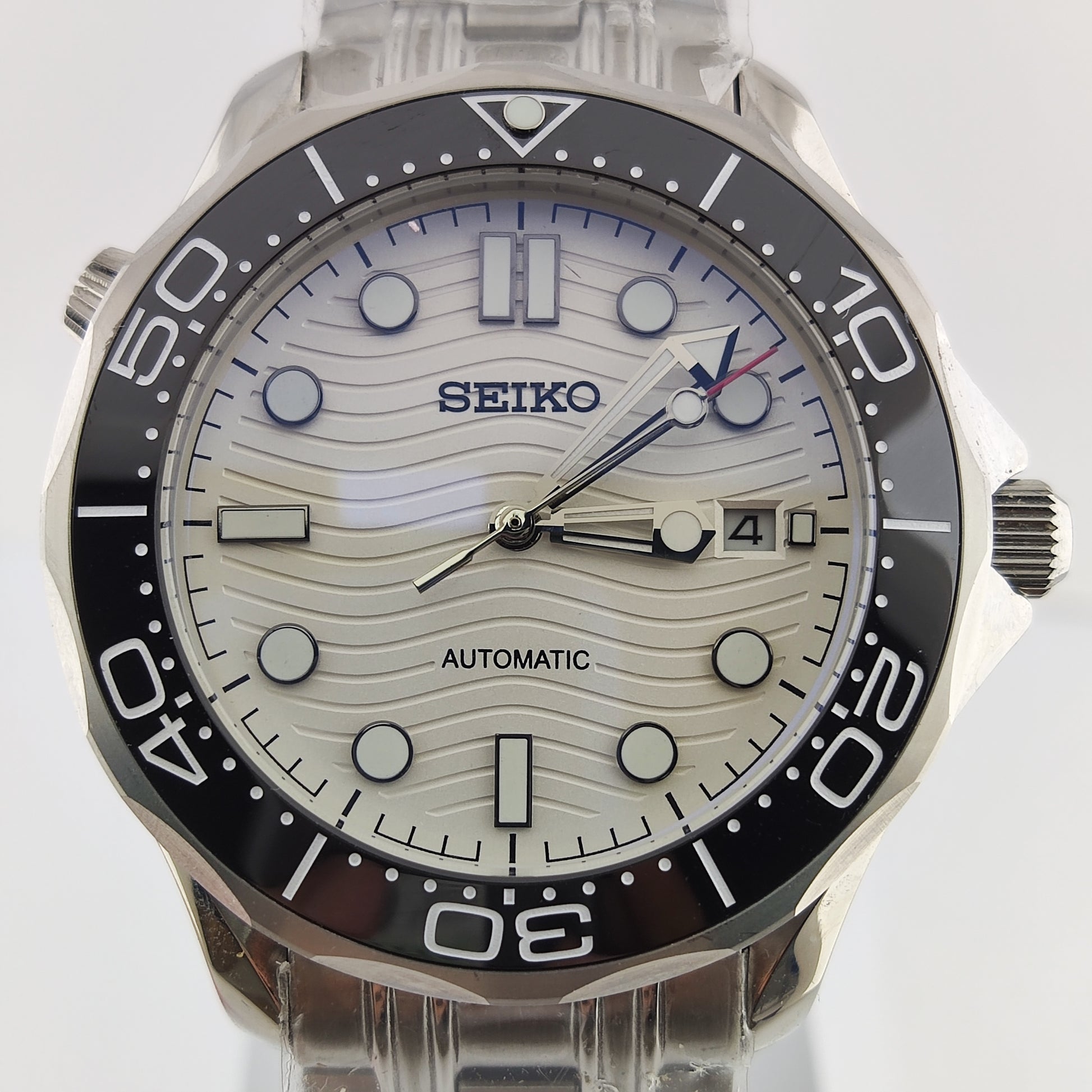 Seiko Seamaster 42- Black/ White Dial – NH35 Mod Watch Shop