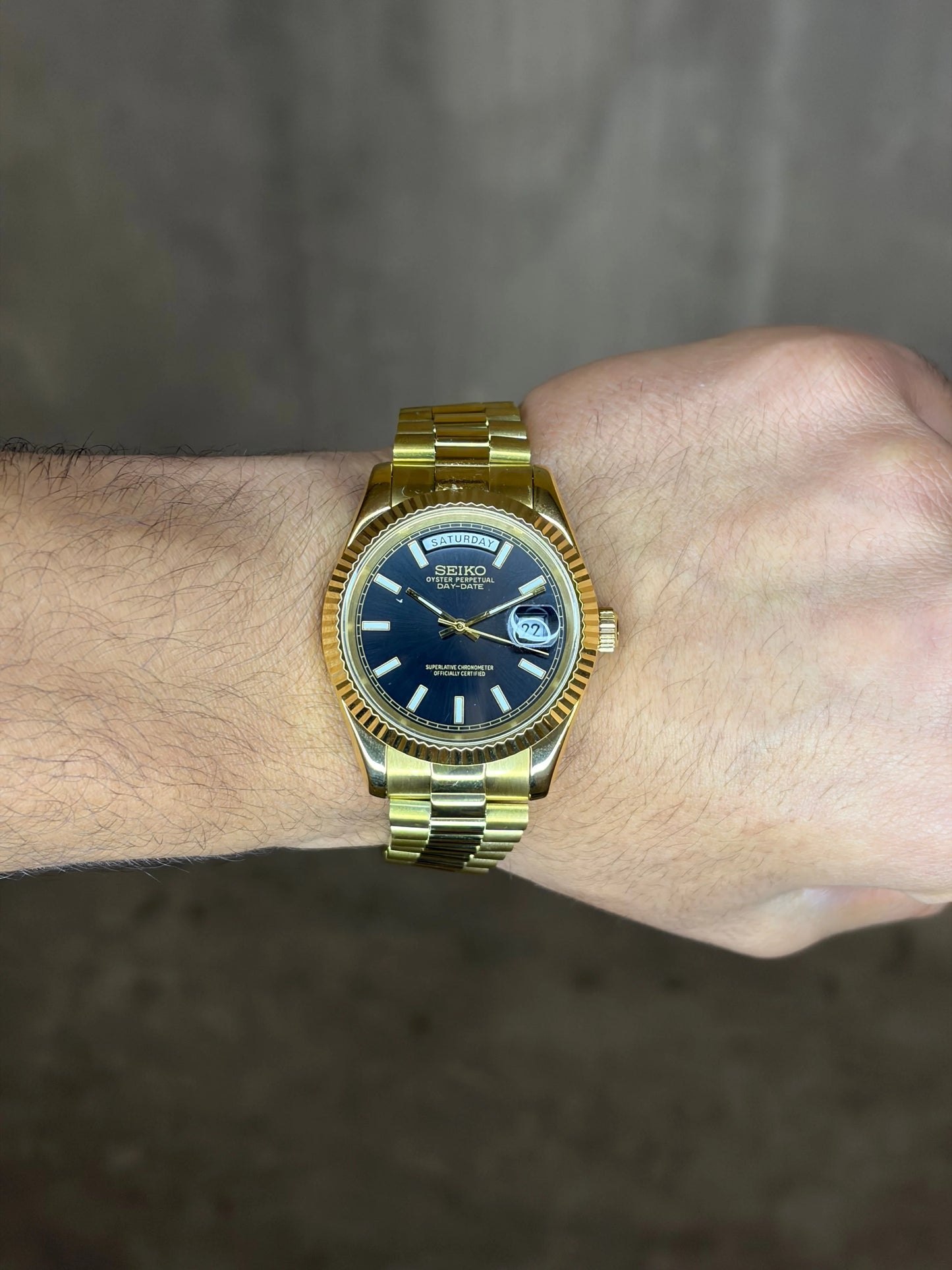 Seiko Day-Date Mod ‘Gold Black Dial’ 39
