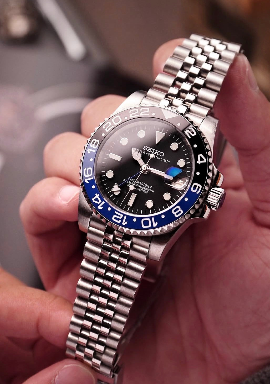 Seiko GMT-Master Batgirl Homage Watch – NH34 GMT, Black/Blue Bezel