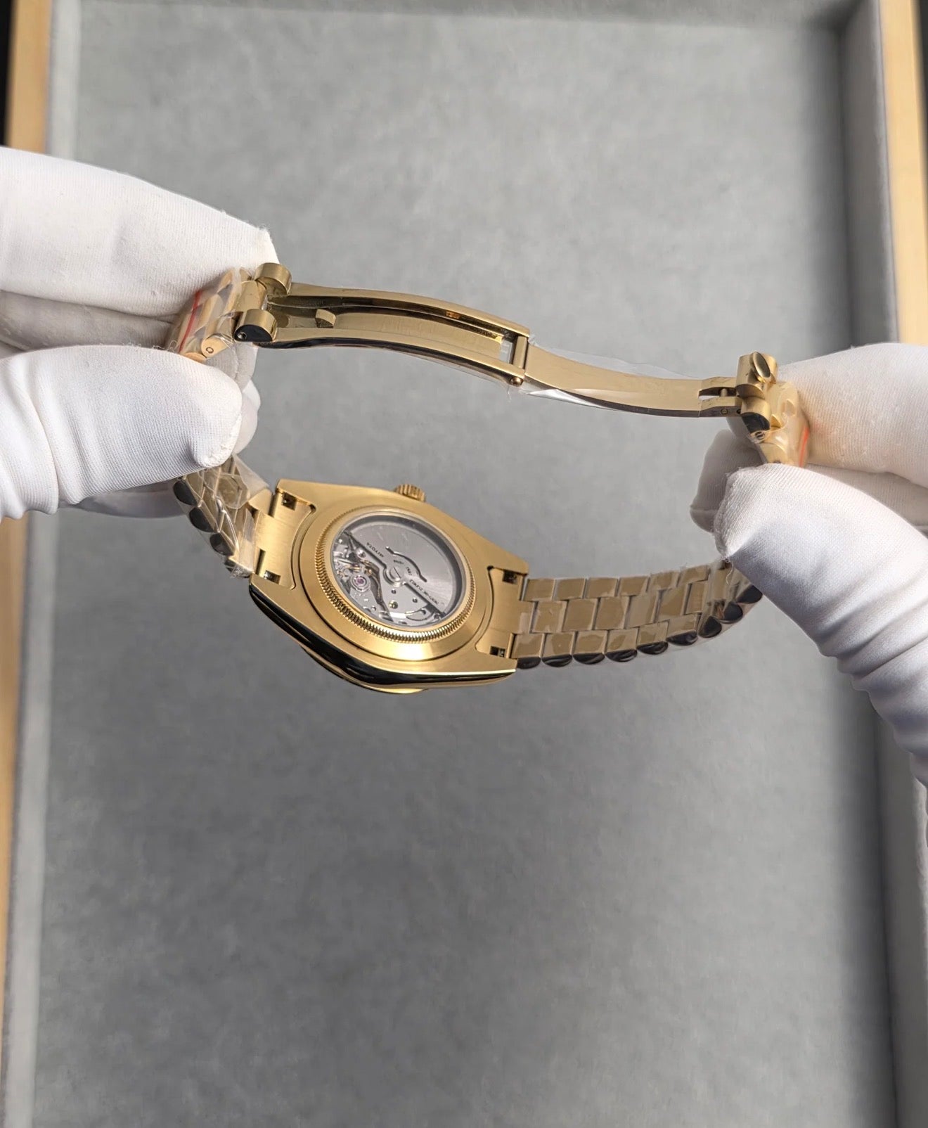 Seiko Day-date ‘Diamond Gold Sunburst Dial’ 39