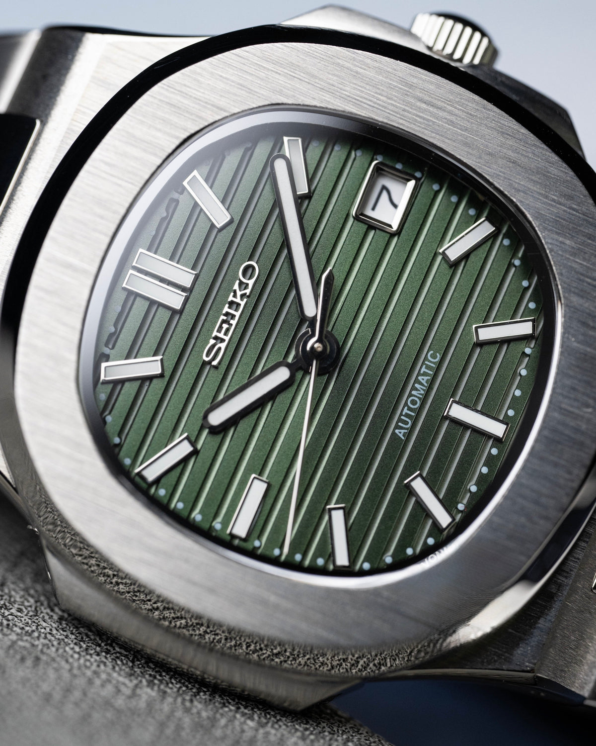Seiko Nautilus Mod ‘Olive Green Dial’ 40