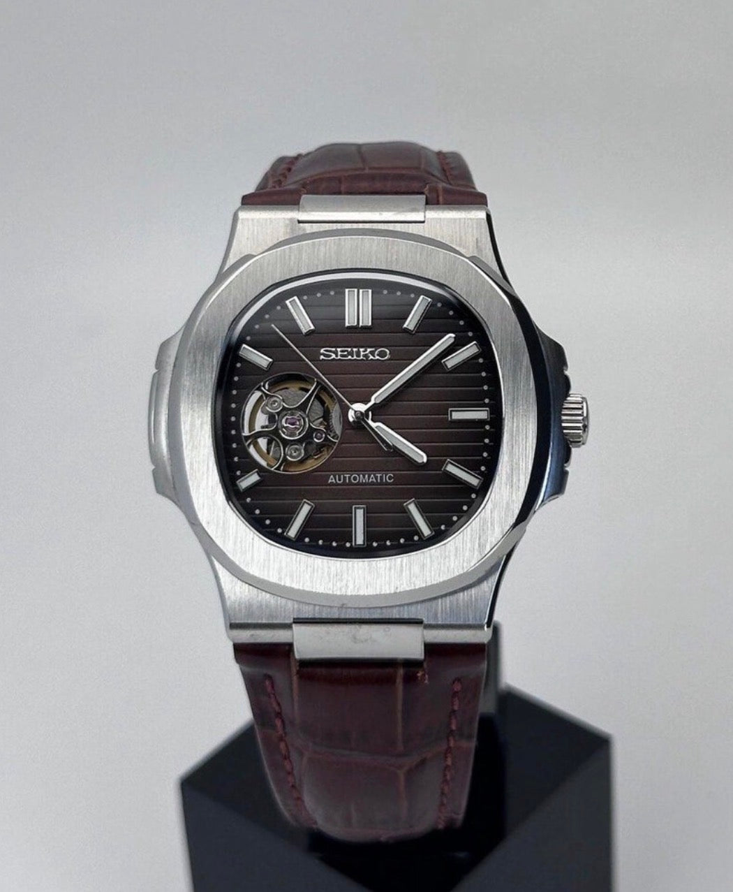 Seiko Nautilus Mod ‘Silver Steel Brown Leather strap’ Open Heart 40