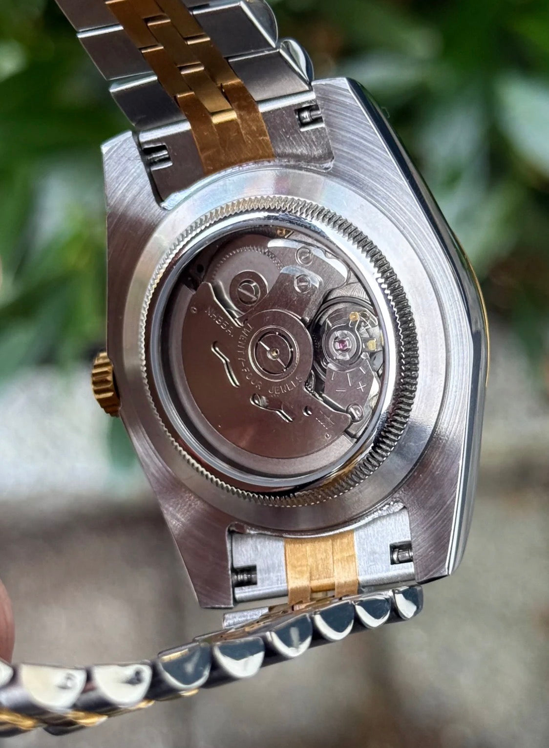 Seiko Sky- Dweller Mod ‘Gold Two-tone/ Black Dial’ 40 (Jubilee)