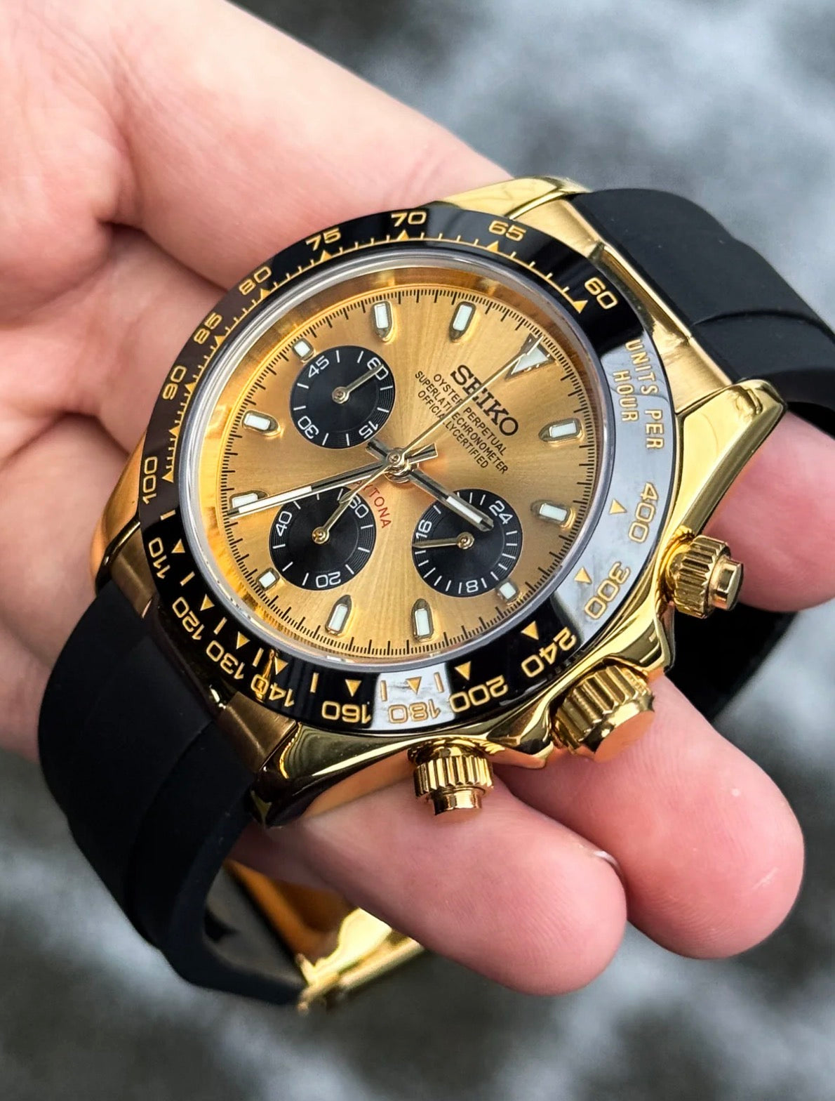 Seiko Daytona Mod ‘Full Gold Pikachu’ 40