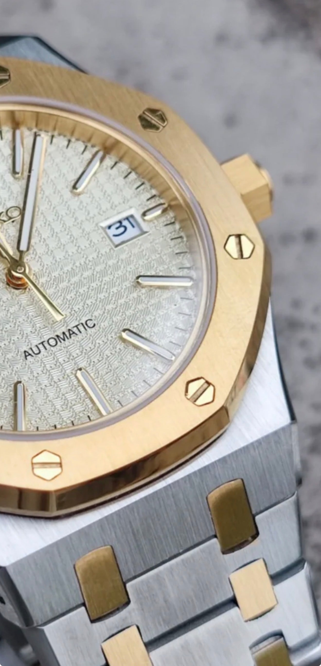 Seiko Royal Oak Mod ‘Two-Tone Gold Dial’ 41mm