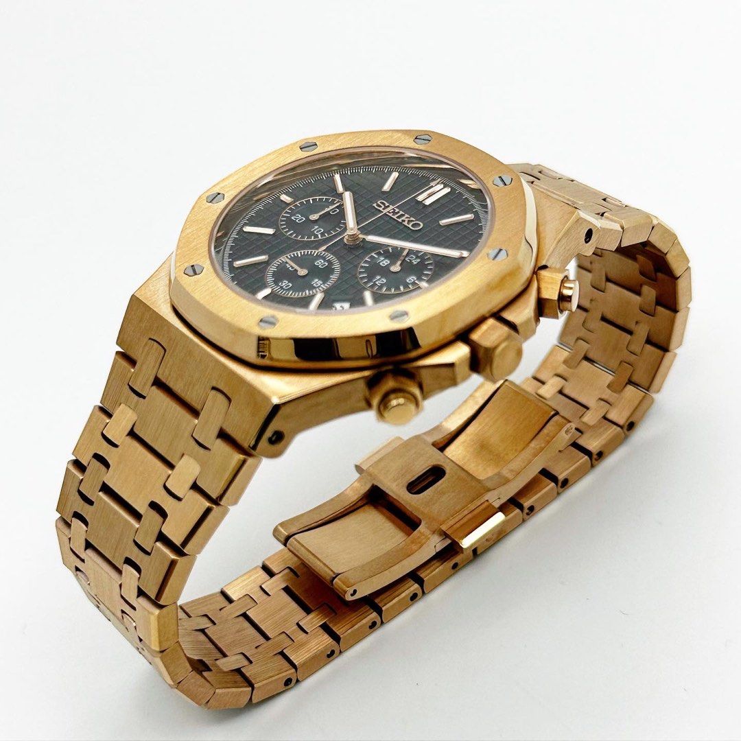 Gold “SEIKOAK” Chronograph Black Dial 42