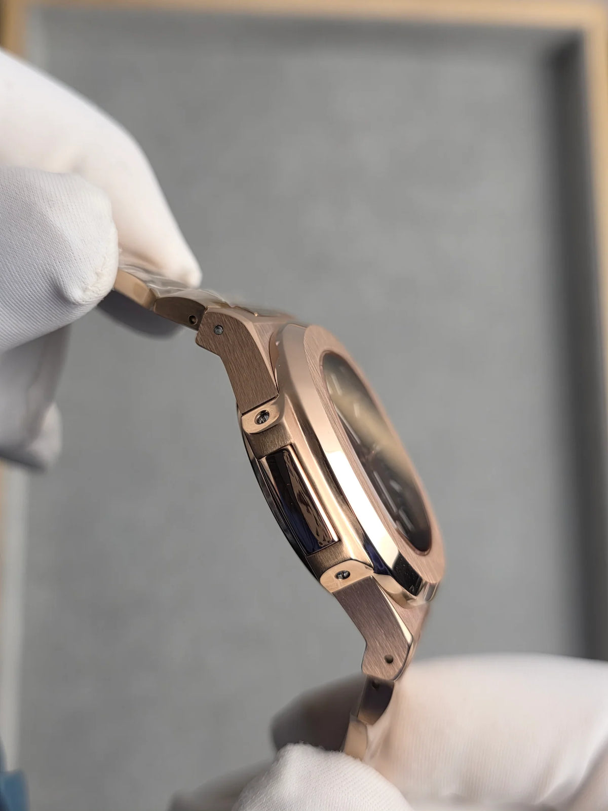 Seiko Nautilus Mod ‘Rose Gold Open Heart’ 40