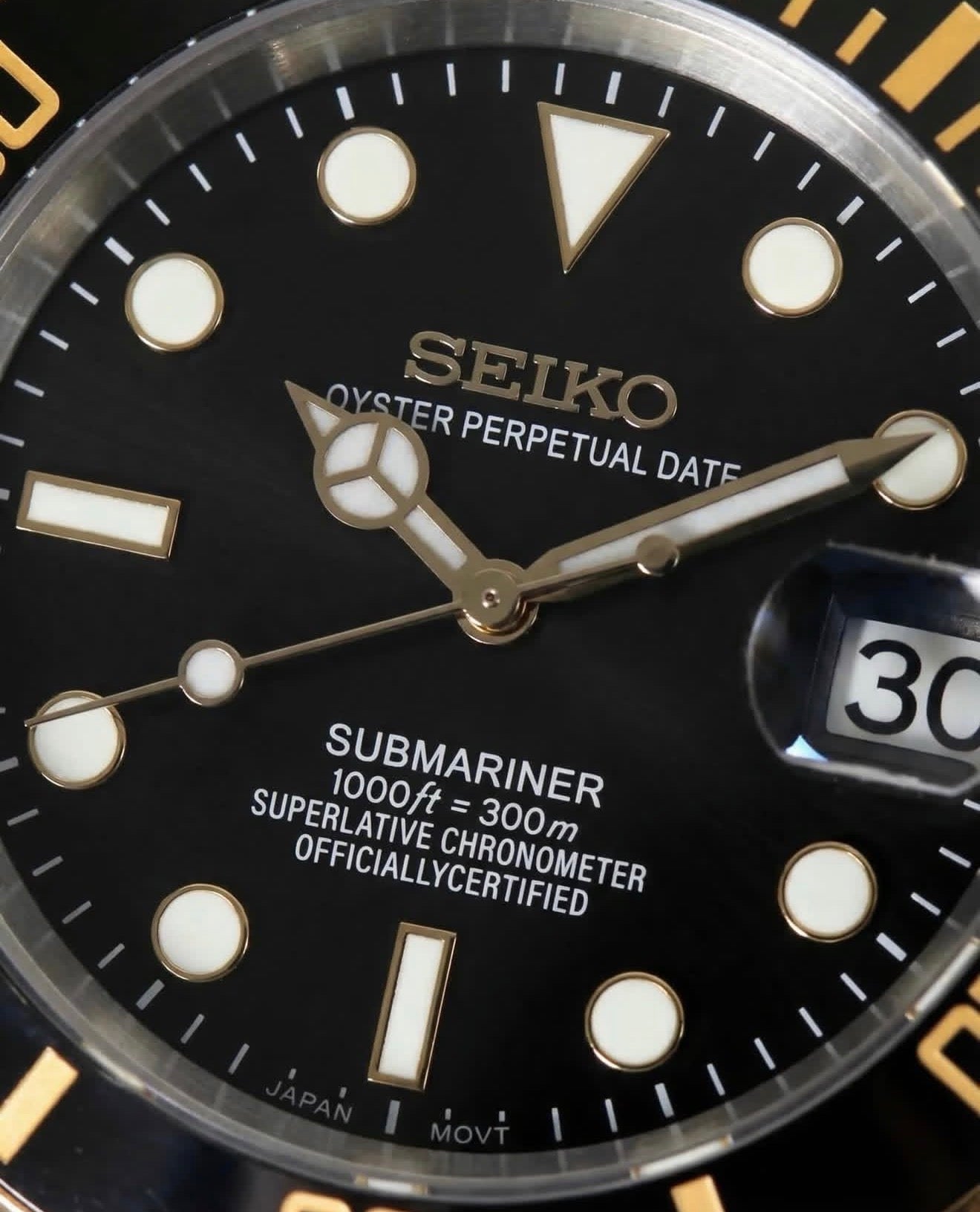 Seiko Submariner Mod ‘Gold 2-tone Black Dial’ 40