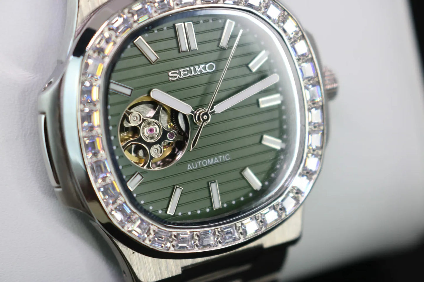 Seiko Nautilus Mod ‘Khaki Green Open-Heart Diamond Bezel’ 40