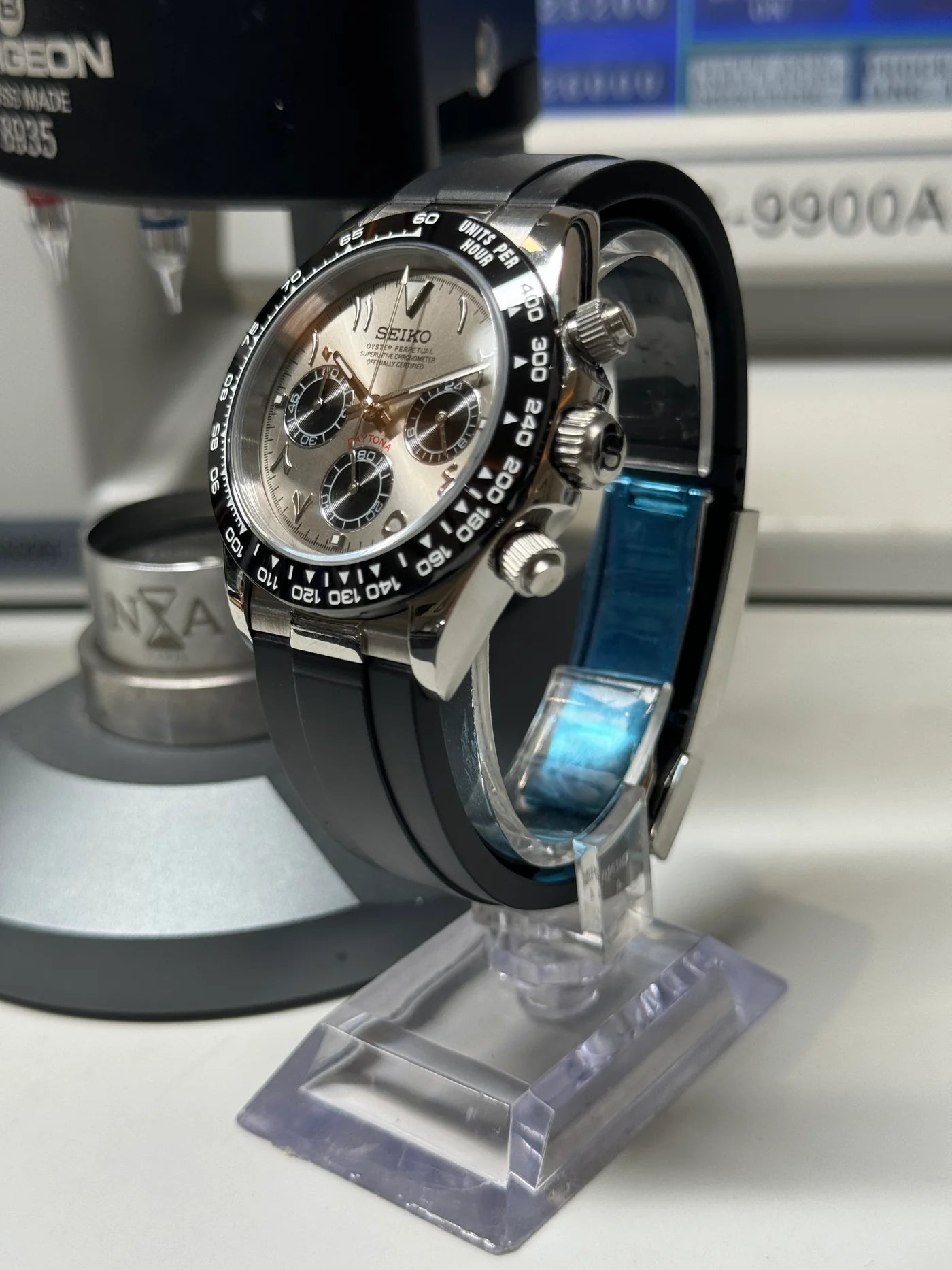 Seiko Daytona Mod Oysterflex ‘Ghost Arabic Dial’ 40
