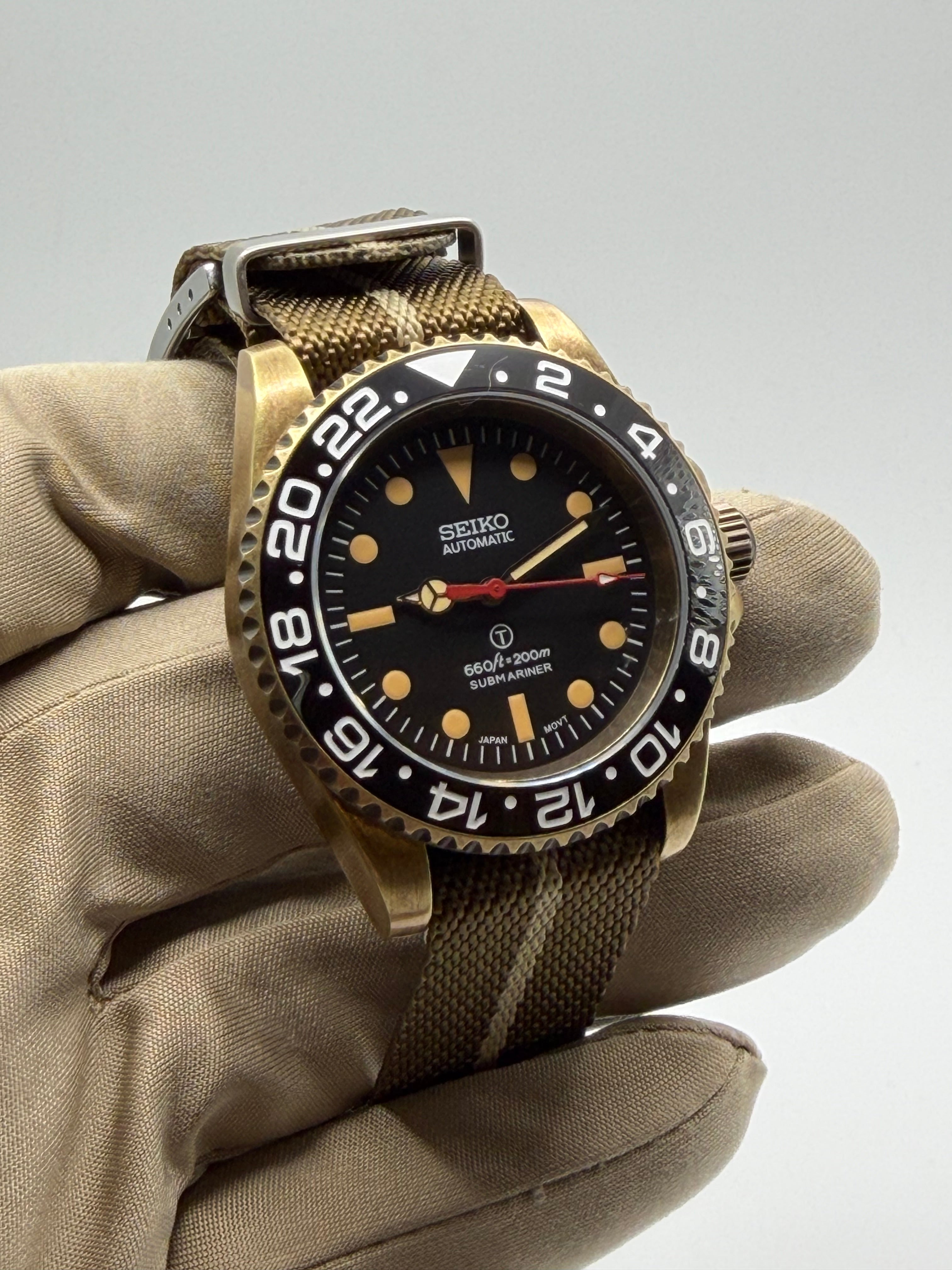 Seiko Vintage Submariner Mod 'Bronze Case' 40mm – NH35 Mod Watch Shop