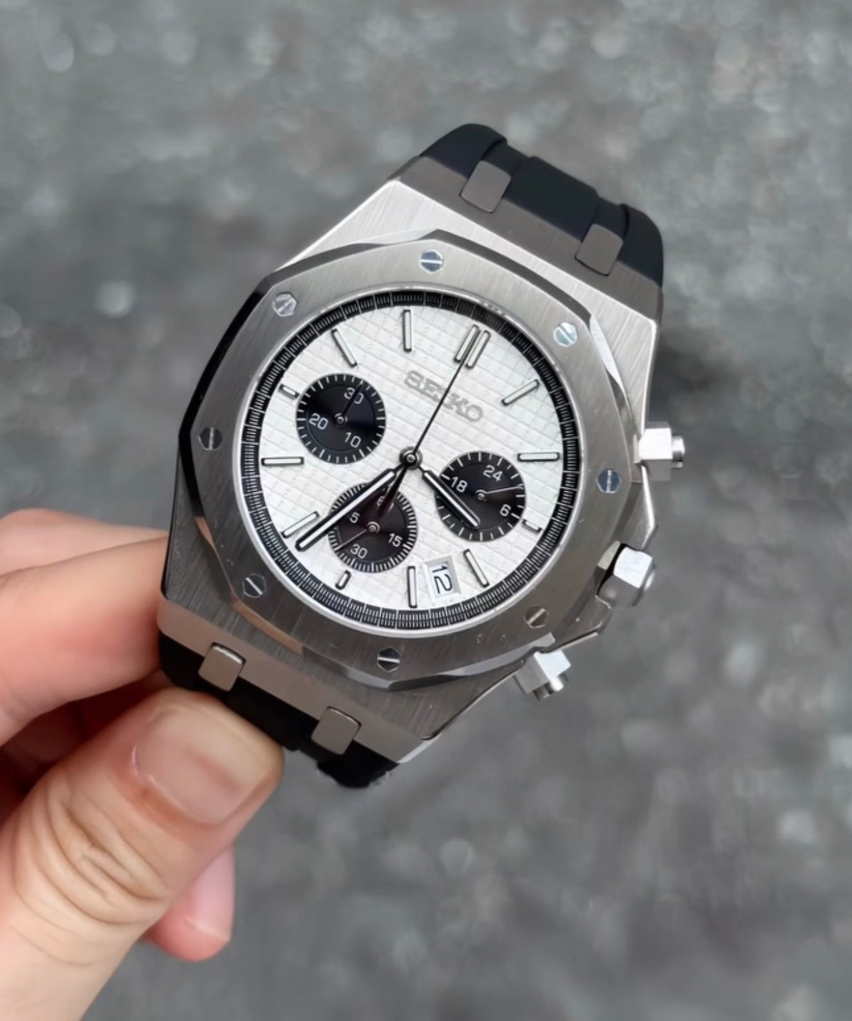 Seiko Royal Oak Chronograph ’Panda- FKM Rubber Strap’ 42