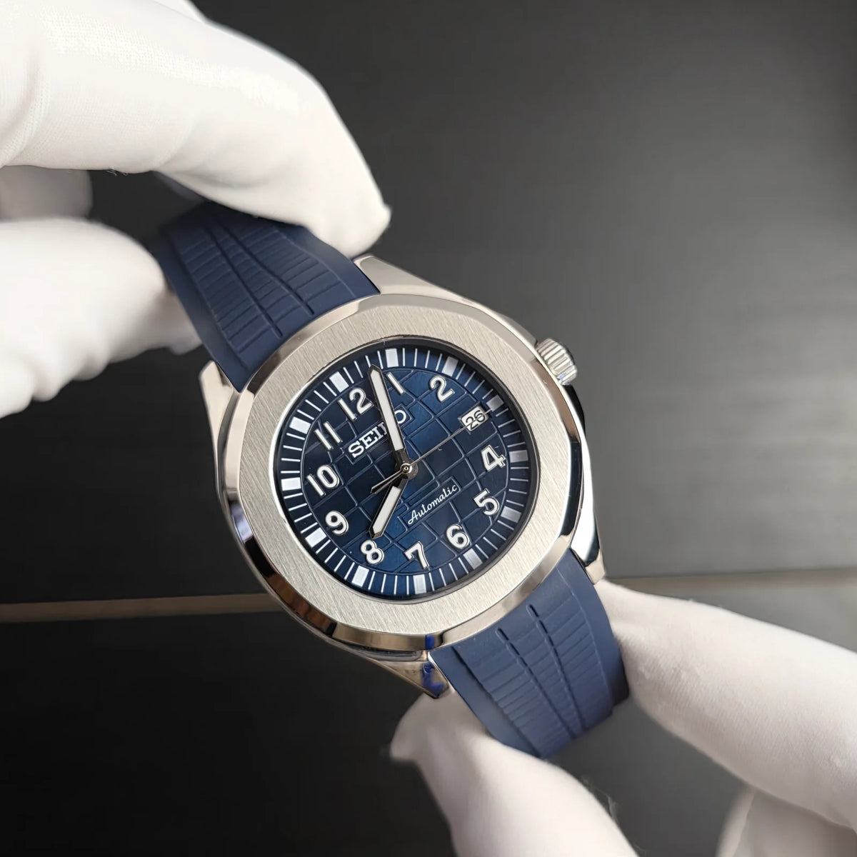 Seiko Aquanaut Mod ‘Steel Blue Dial’ Rubber Strap 40