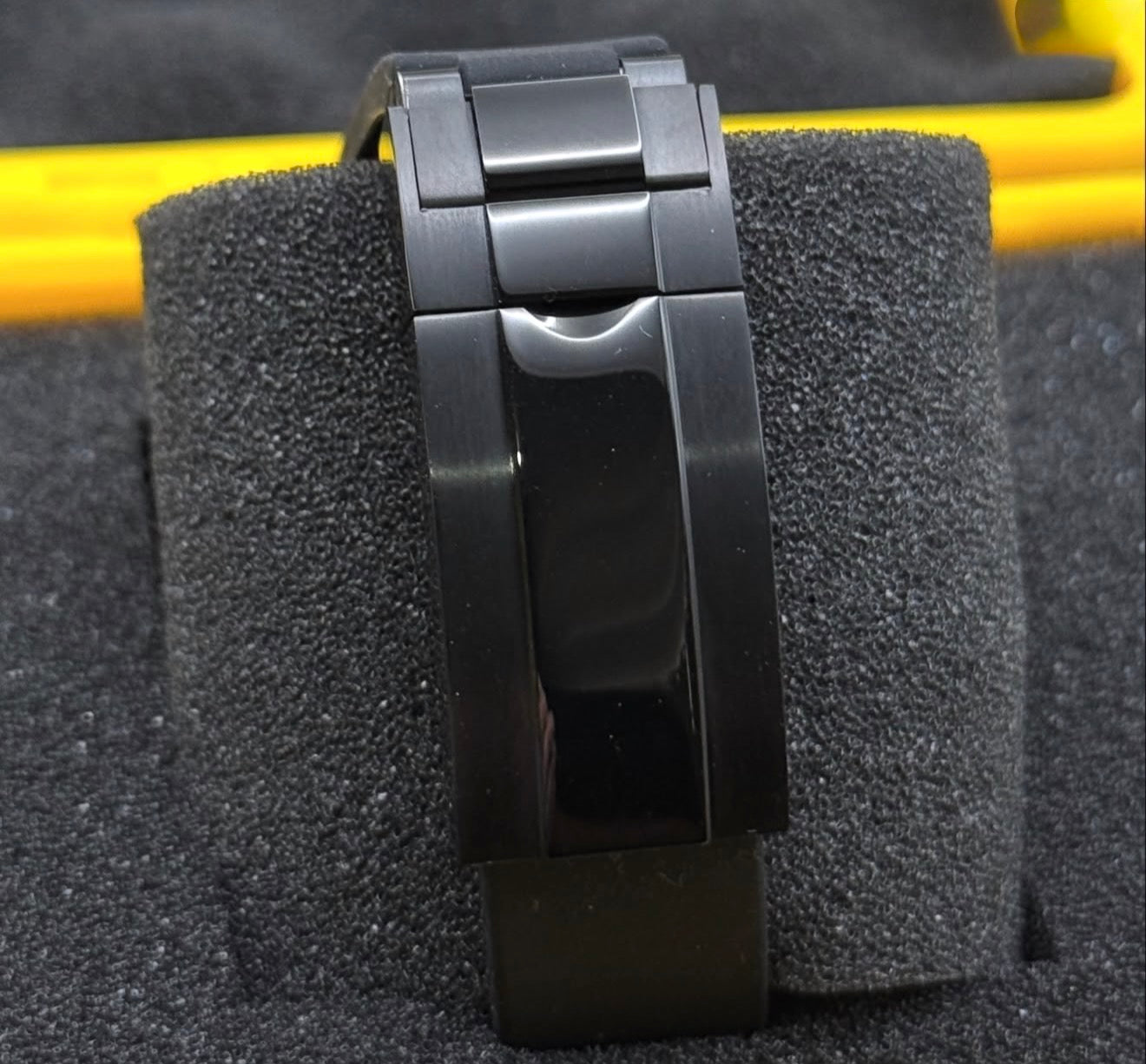 Seiko Sky-Dweller Mod ‘All Black Rubber Strap’ 40