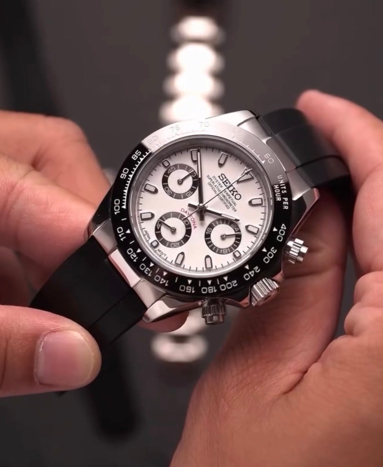 Seiko Daytona Mod ‘Panda Oyster-flex’ 40