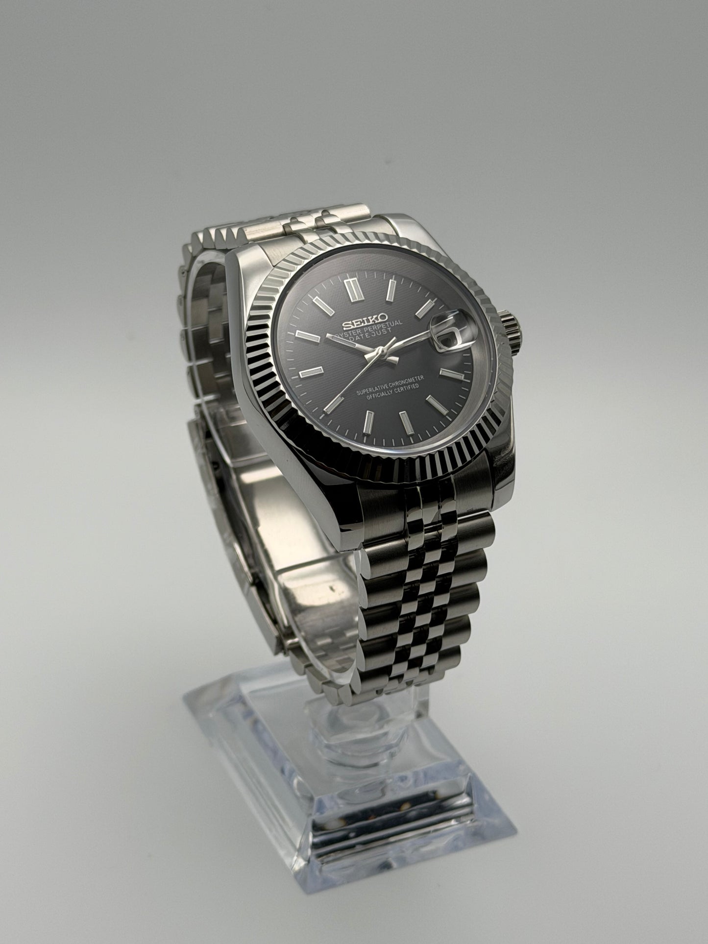 Seiko Date-Just Black Dial 36/39