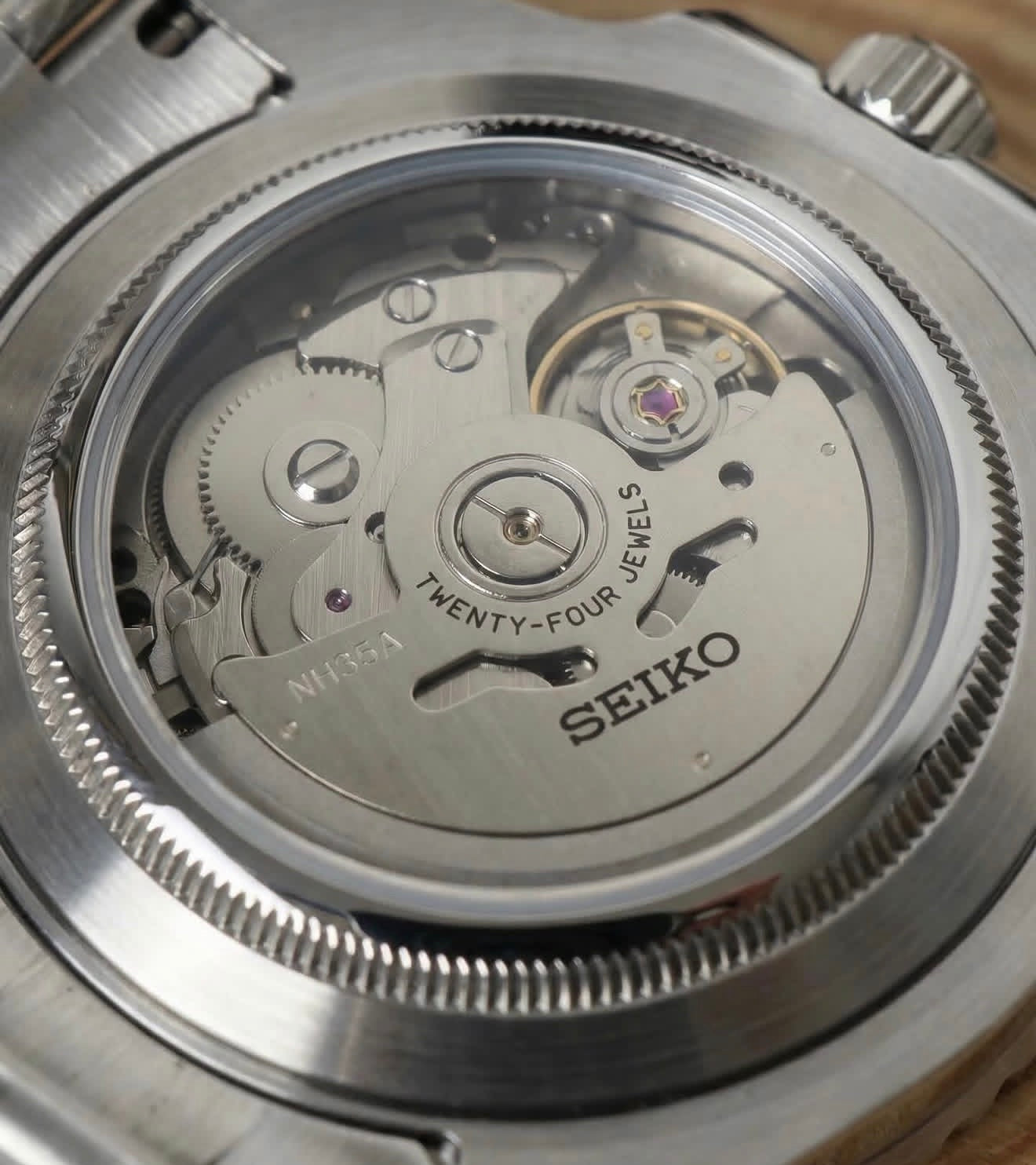 Seiko Marine Master Mod ‘Rainbow Bezel’ 40