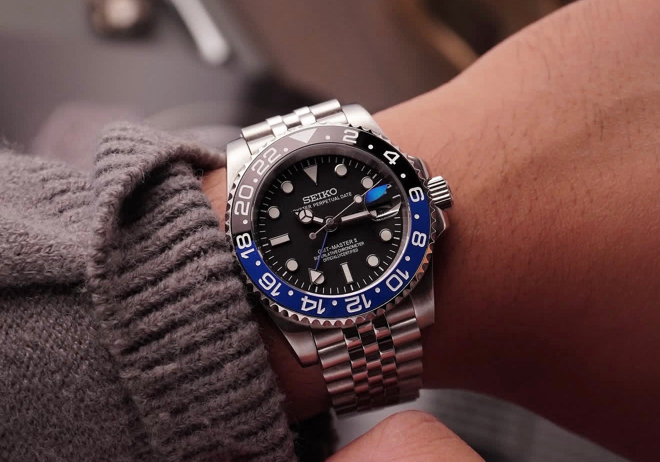 Seiko GMT-Master Batgirl Homage Watch – NH34 GMT, Black/Blue Bezel