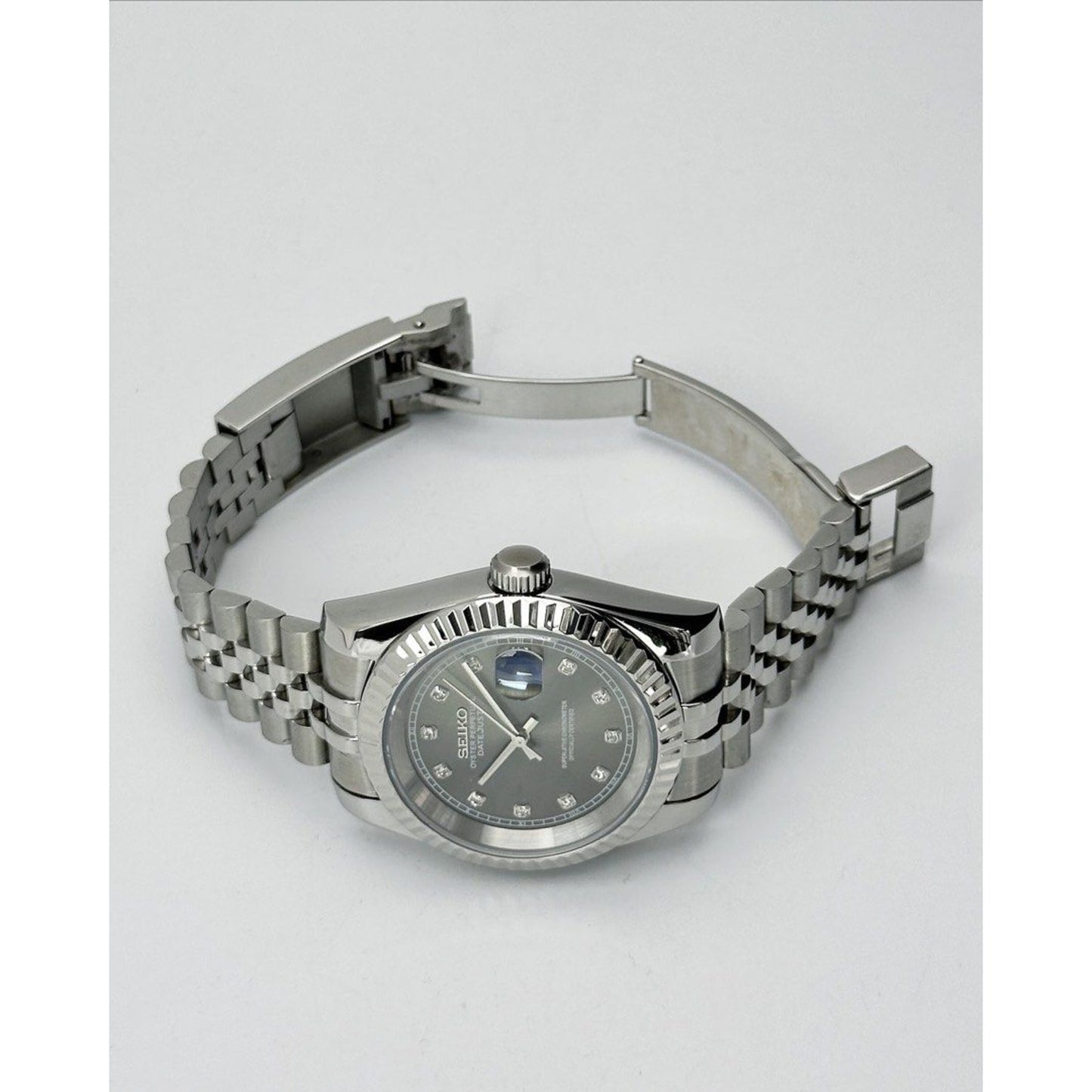 Seiko Datejust Mod ‘Rhodium Dial’ w/Diamonds 36/39