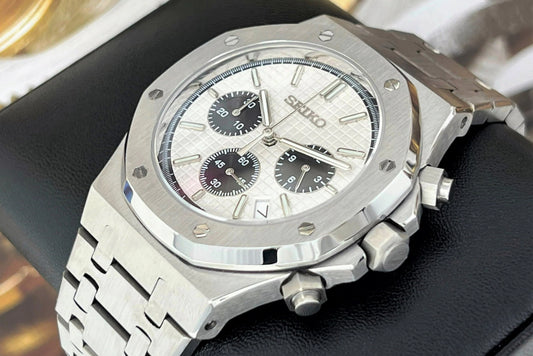 Seiko Royal Oak Mad ‘Panda Chrono’ 42mm