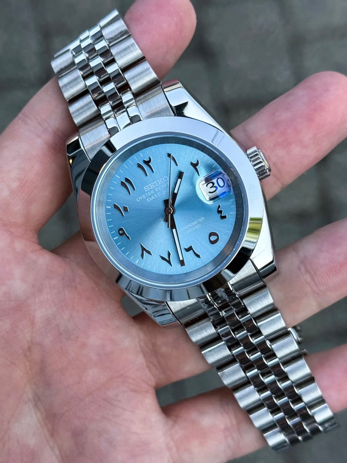 Seiko Date-just Mod ‘Platinum Arabic Dial/ Smooth Bezel’ 39