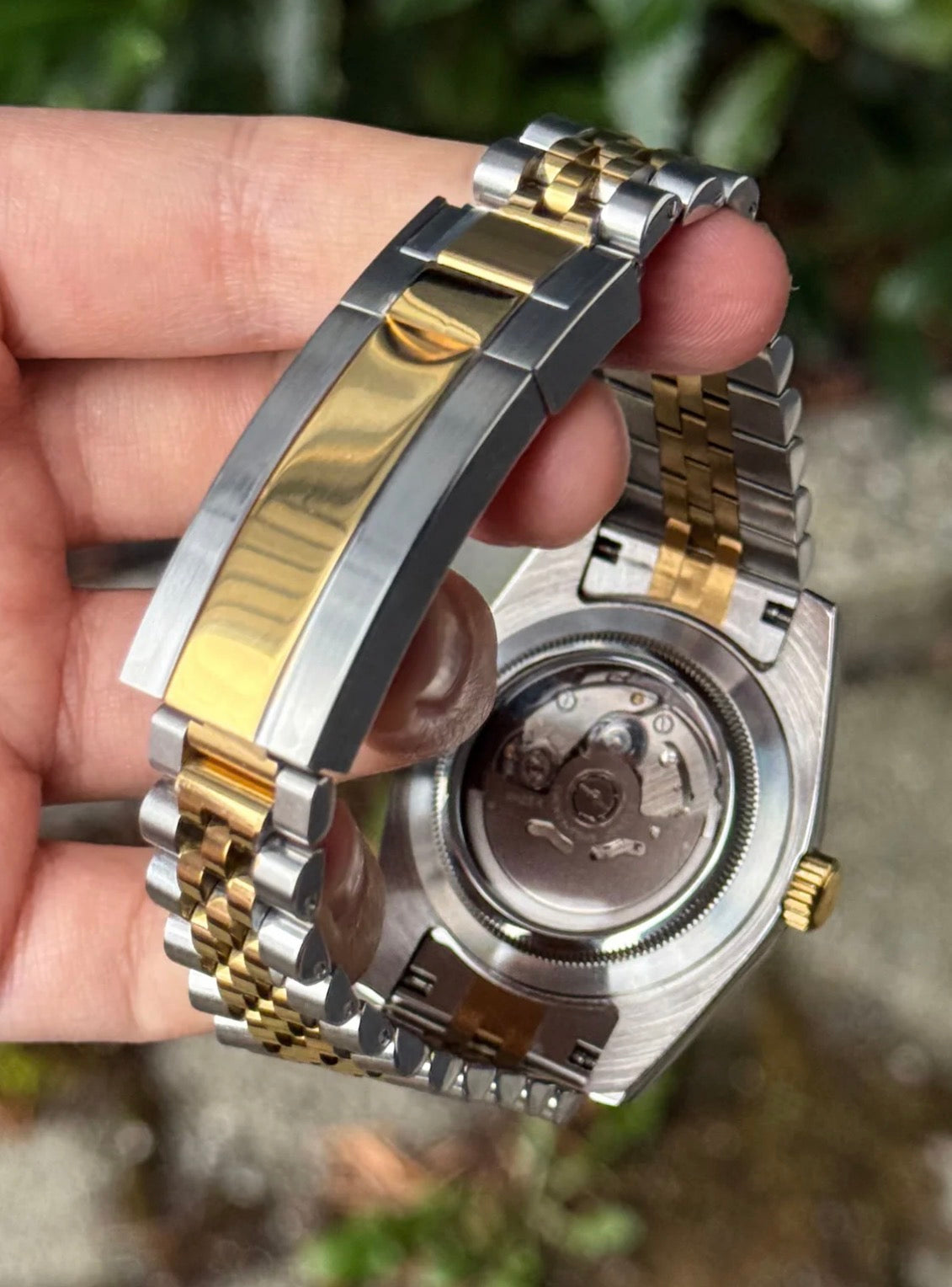 Seiko Sky-Dweller Mod ‘Gold Two-Tone White Dial’ 40