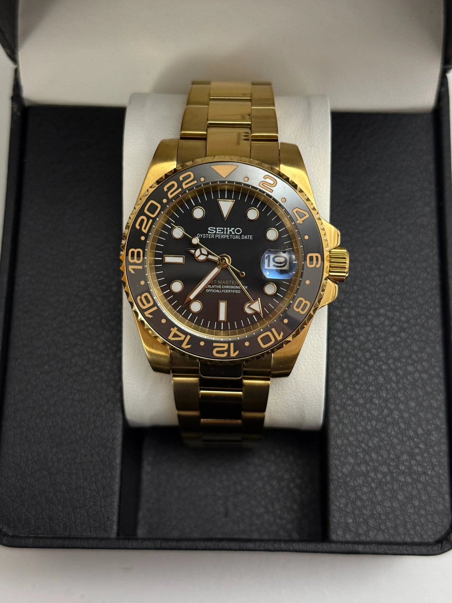 Seiko GMT- Master II Mod ‘Full Gold Bruce Wayne’ 40