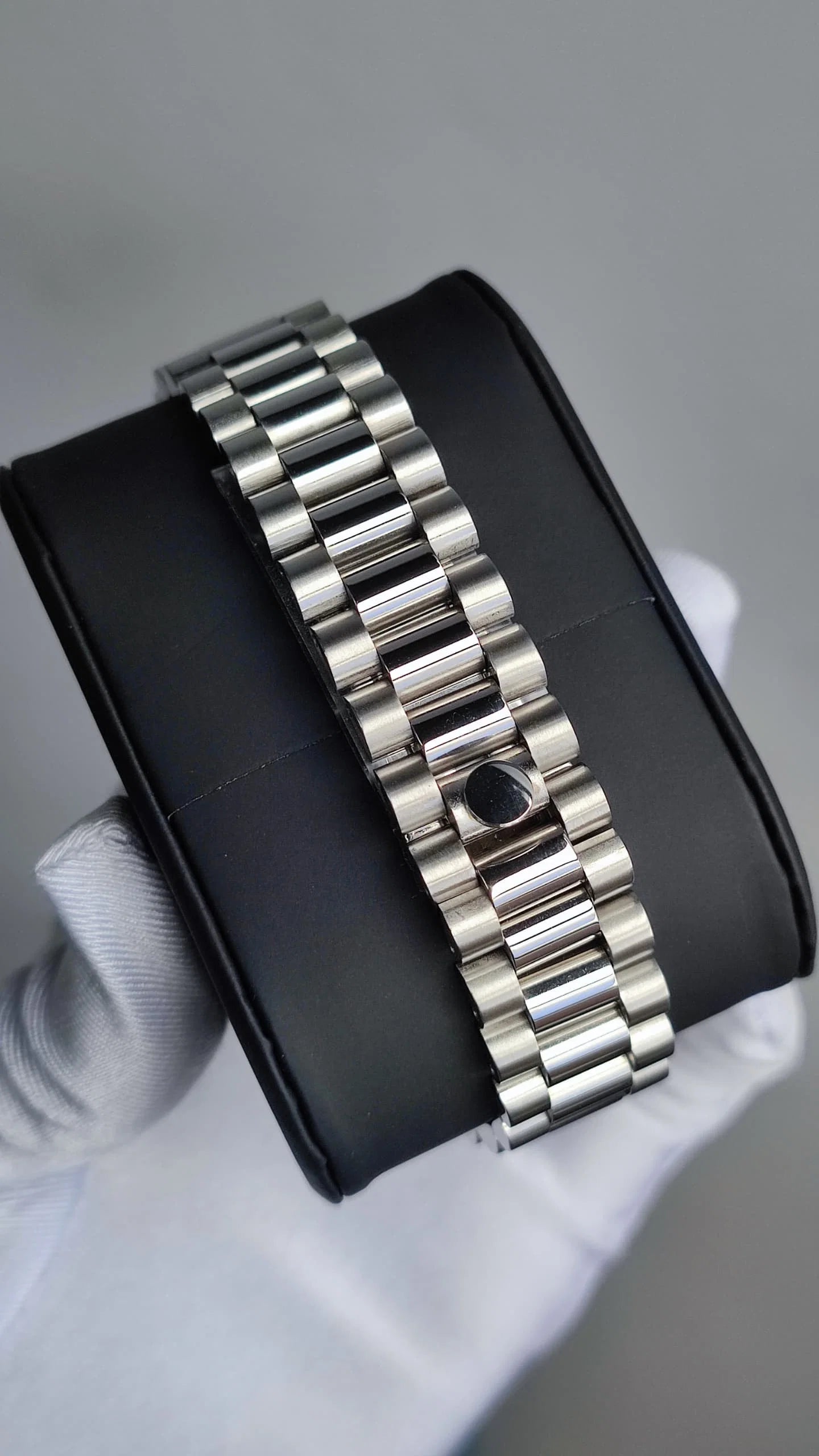 Seiko Day-date Mod ‘Platinum Arabic Dial’ 39