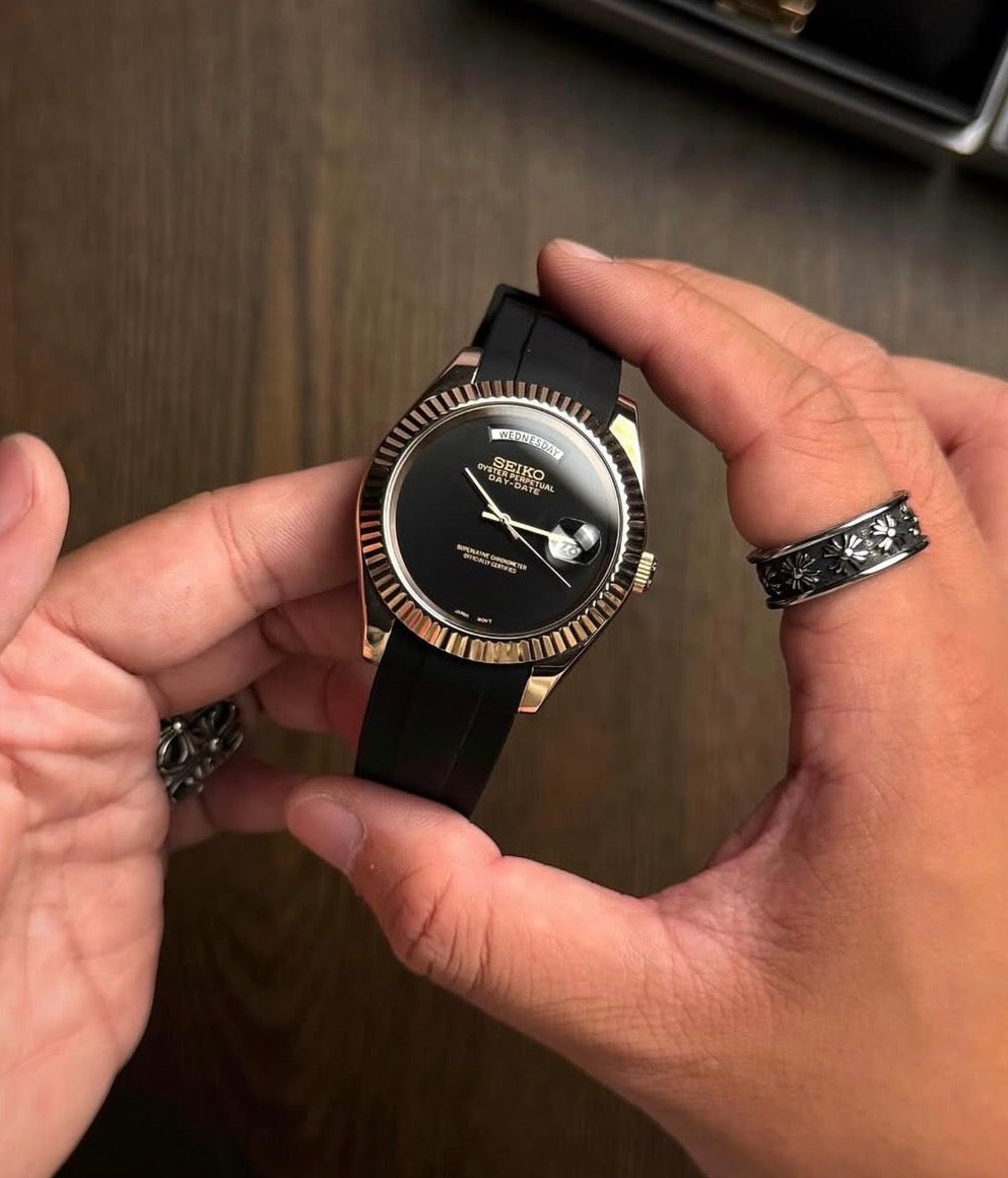 Seiko Day-date Mod Gold ‘All Black Dial’ 36/39