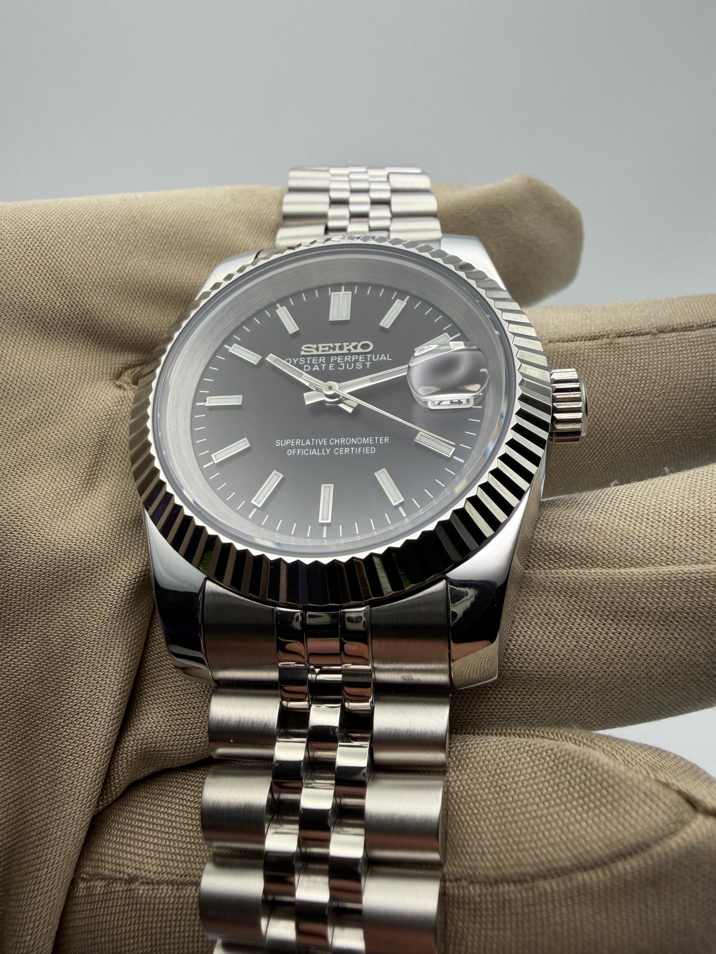 Seiko Date-Just Black Dial 36/39