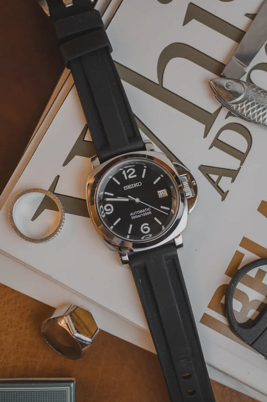 PanSeiko Mod ‘Steel Black FKM Strap’ 42mm