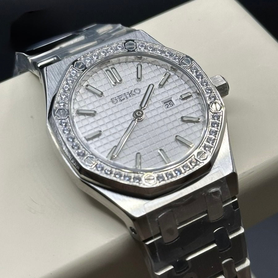 Ladies Seiko Royal Oak Mod ‘Diamond bezel/White dial’ 33mm