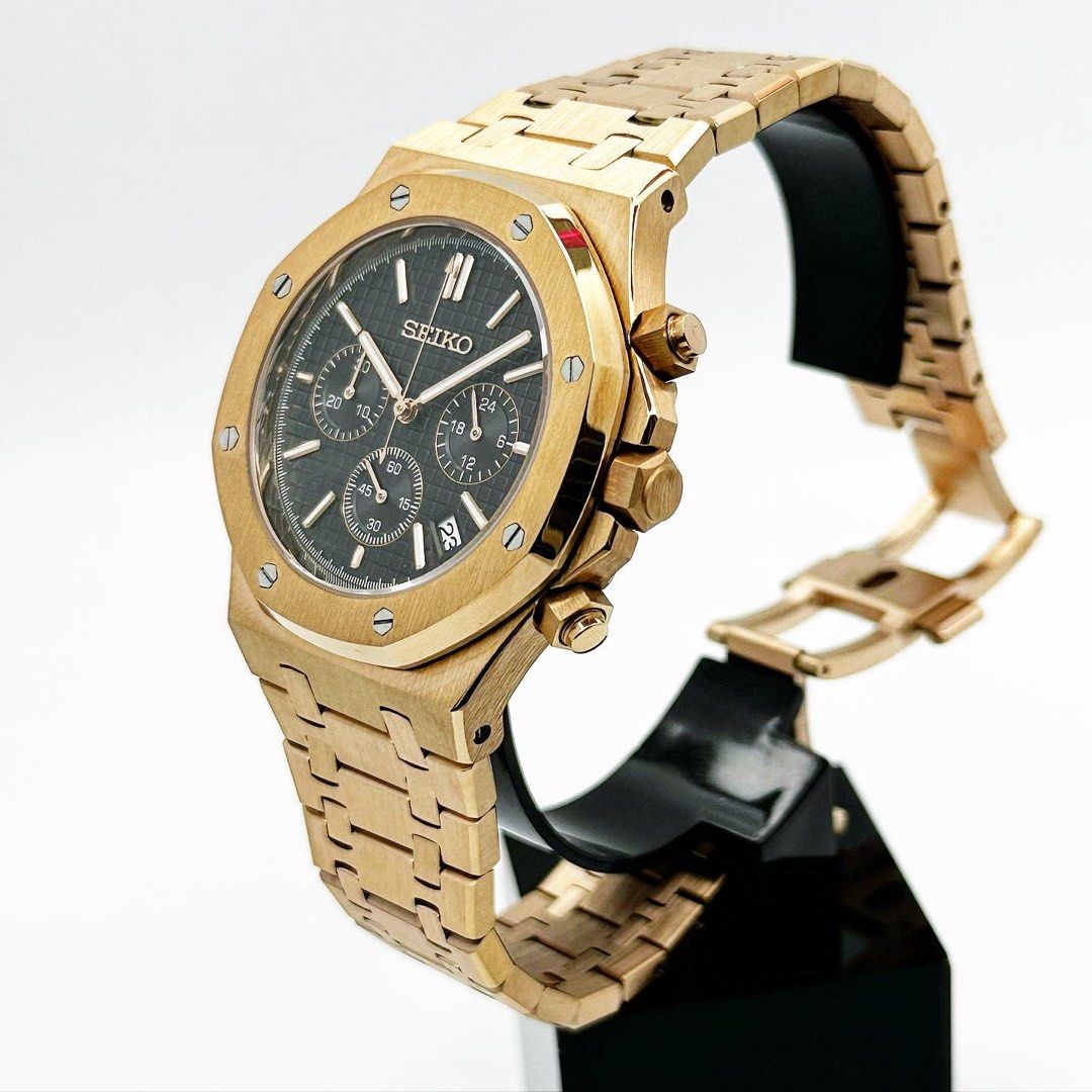 Gold “SEIKOAK” Chronograph Black Dial 42