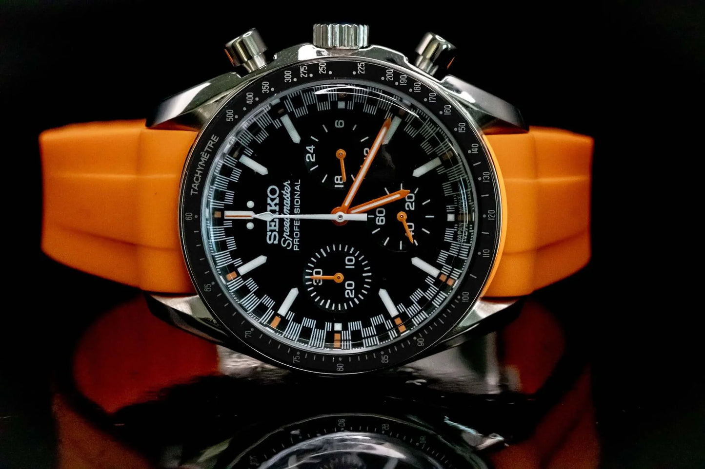 Seiko Speedmaster Mod ‘Black/Orange Dial’ Rubber Strap 40