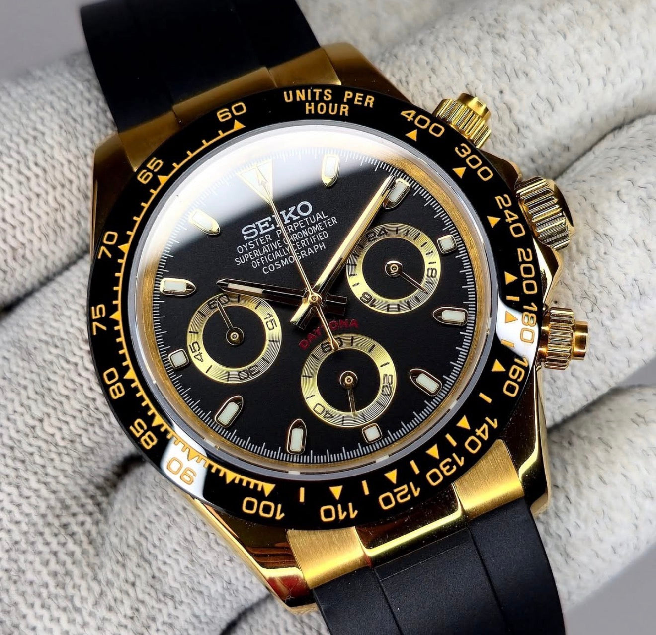 Seiko Daytona Mod Oyster-flex ‘Gold Black Dial’ 40