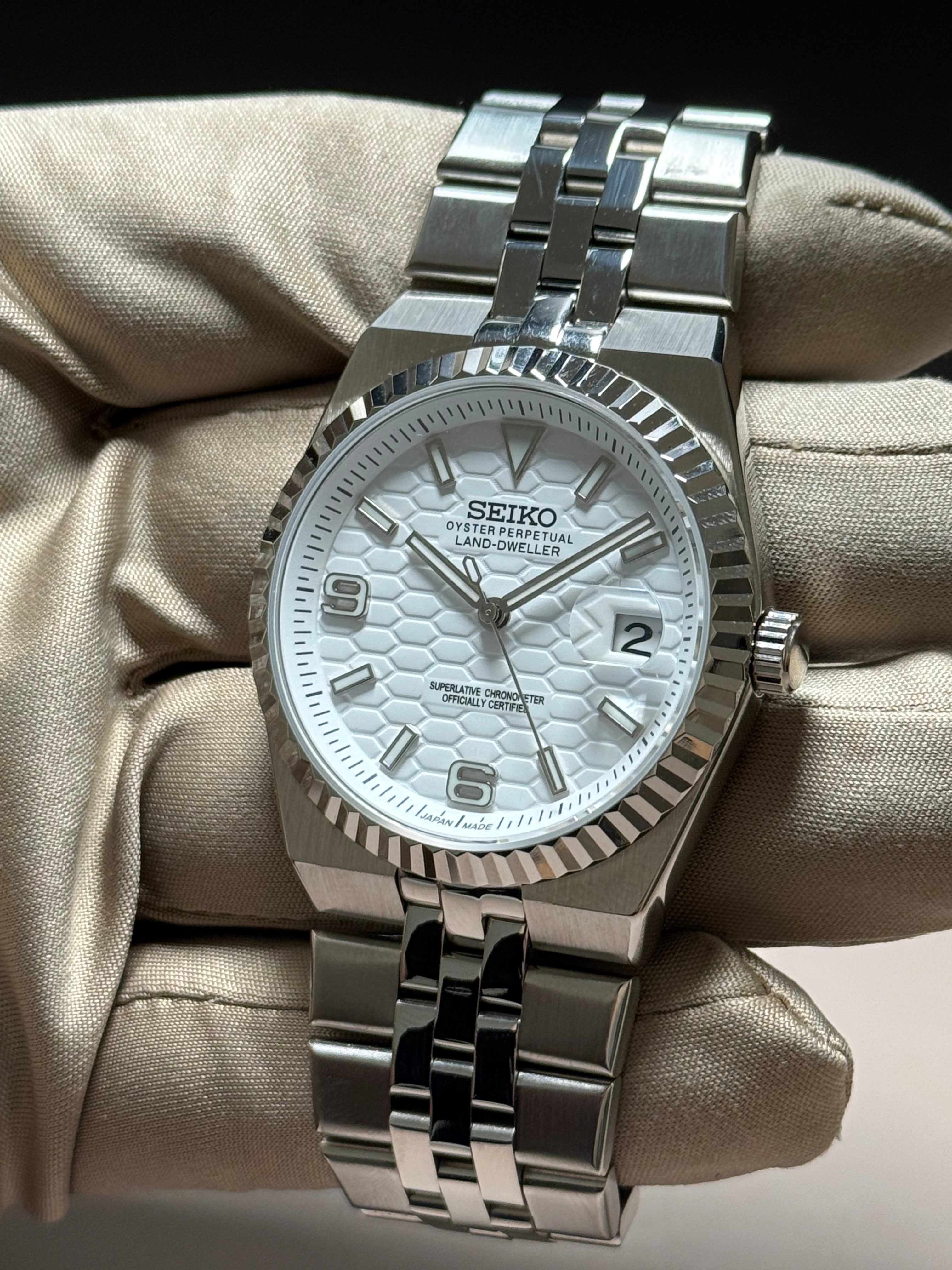 Seiko Land-Dweller Homage Watch – White Honeycomb Dial, NH35, 36