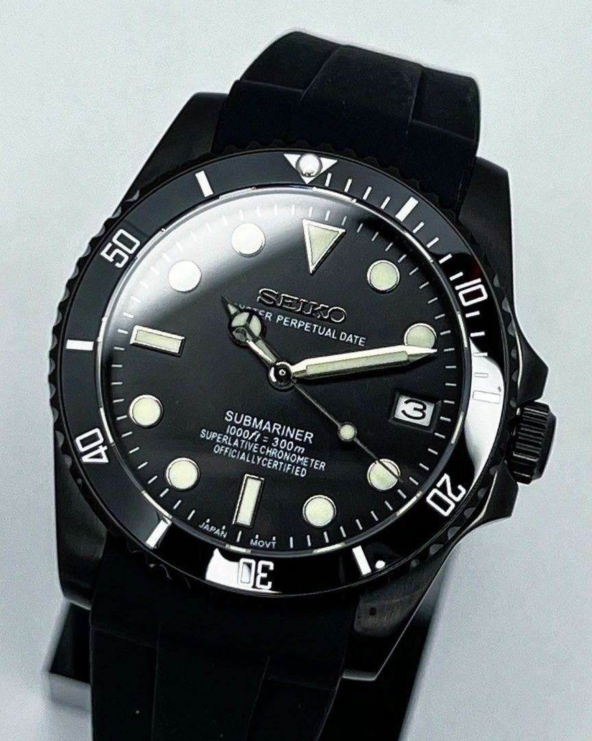 Seiko Submariner Mod ‘All Black/ Rubber Strap‘ 40