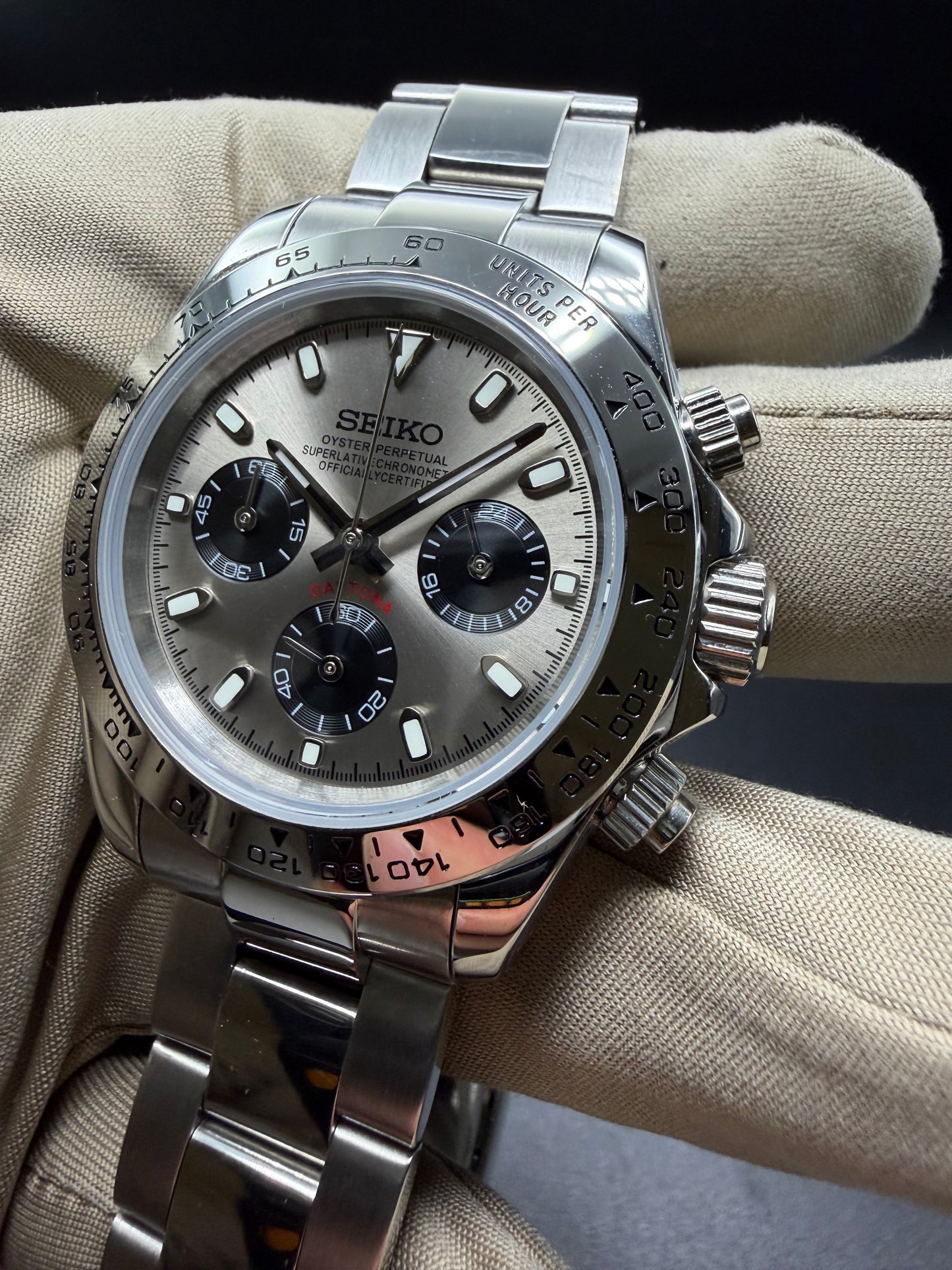 Seiko Daytona Mod ‘Silver Bezel Ghost’ 40