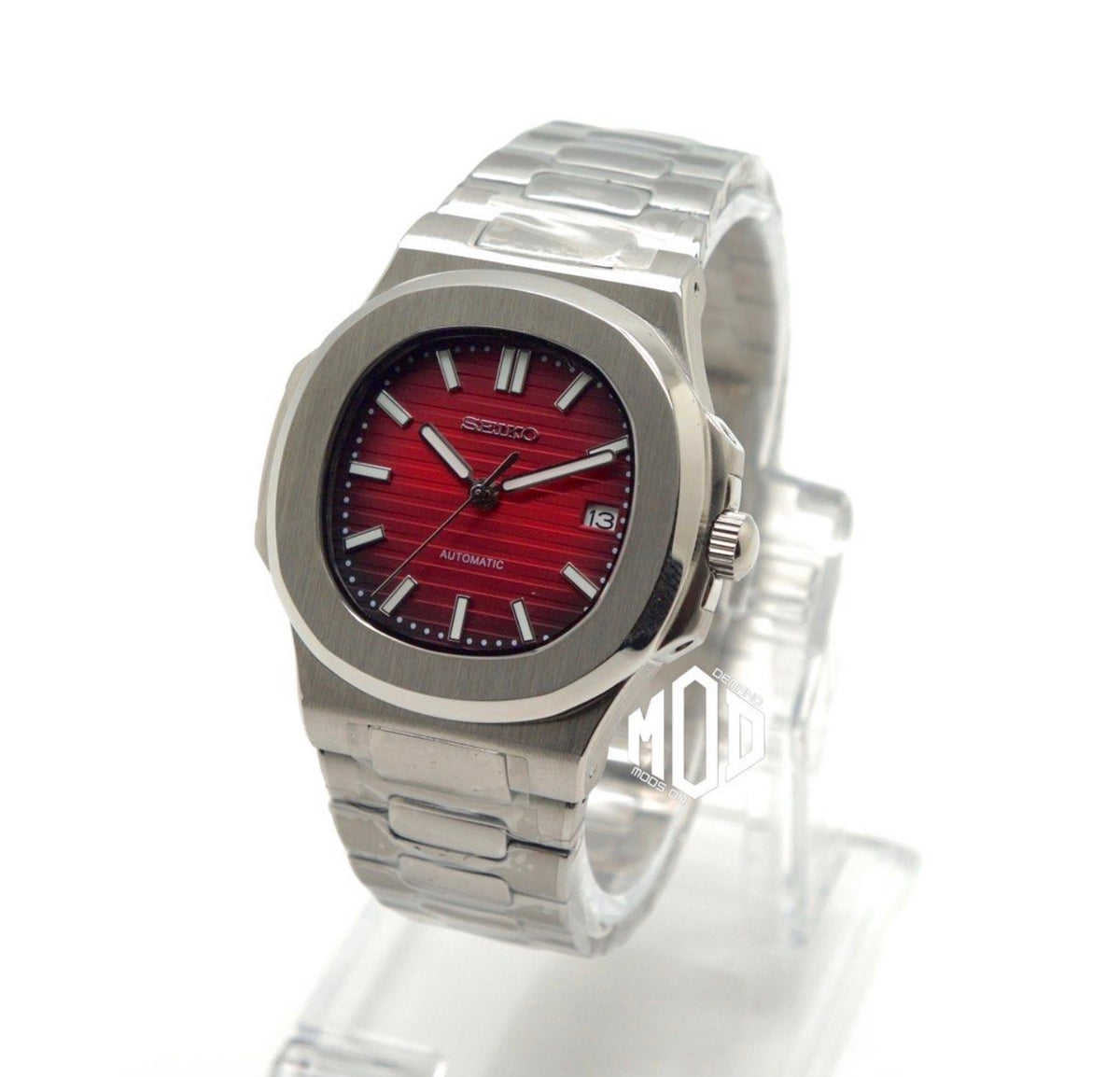 Seiko Nautilus Mod ‘Red Dial’ 40