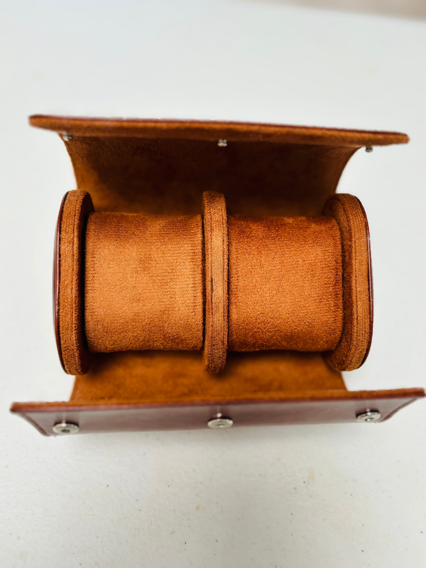 2-Slot Brown Leather Watch Case