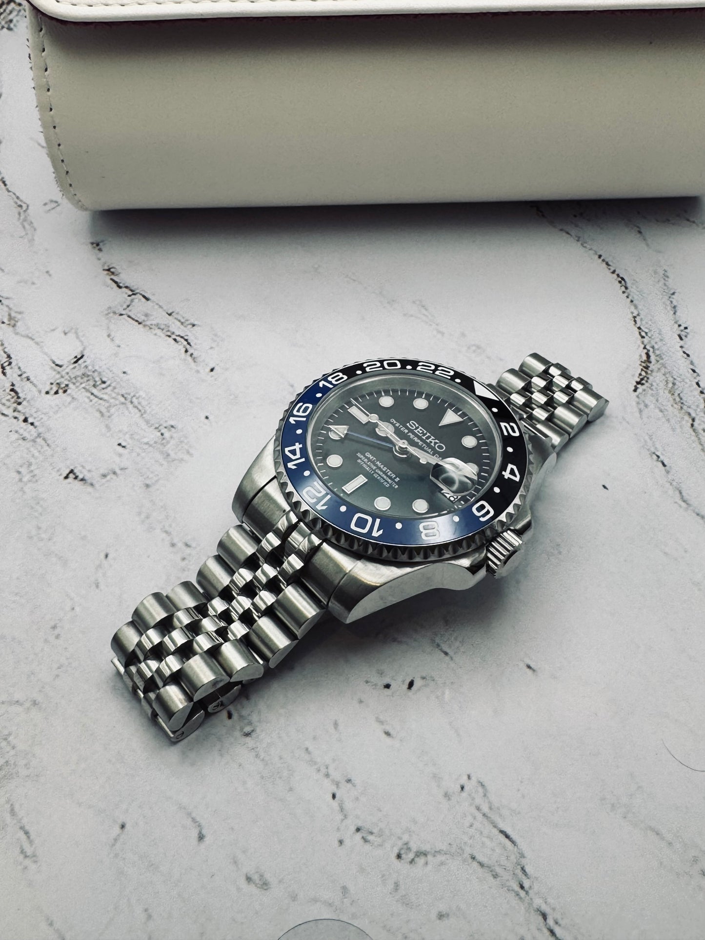Batgirl Seiko GMT-Master II 40