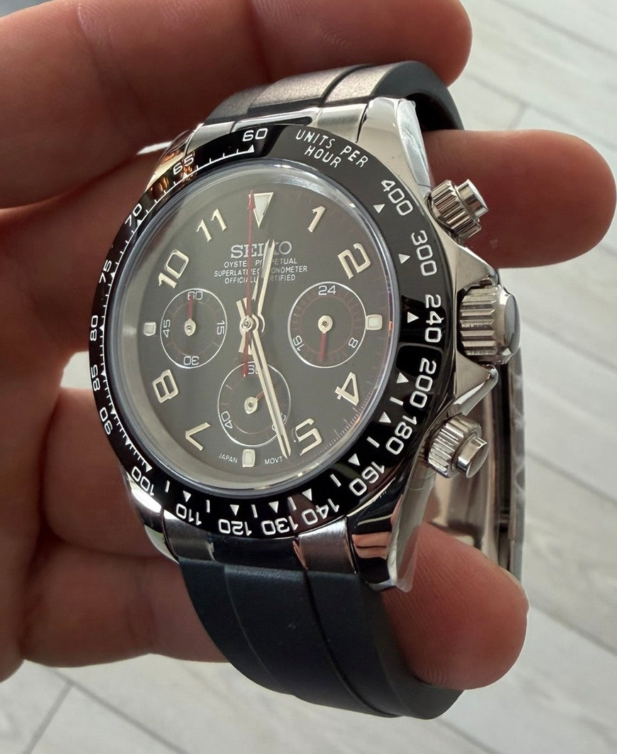 Seiko Daytona Mod Oyster-flex Black Dial/ Red Hands’ 40