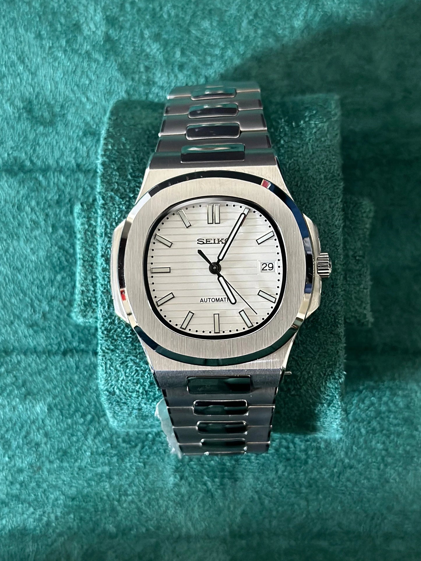 Seiko Nautilus Mod ‘White Dial’ 40mm