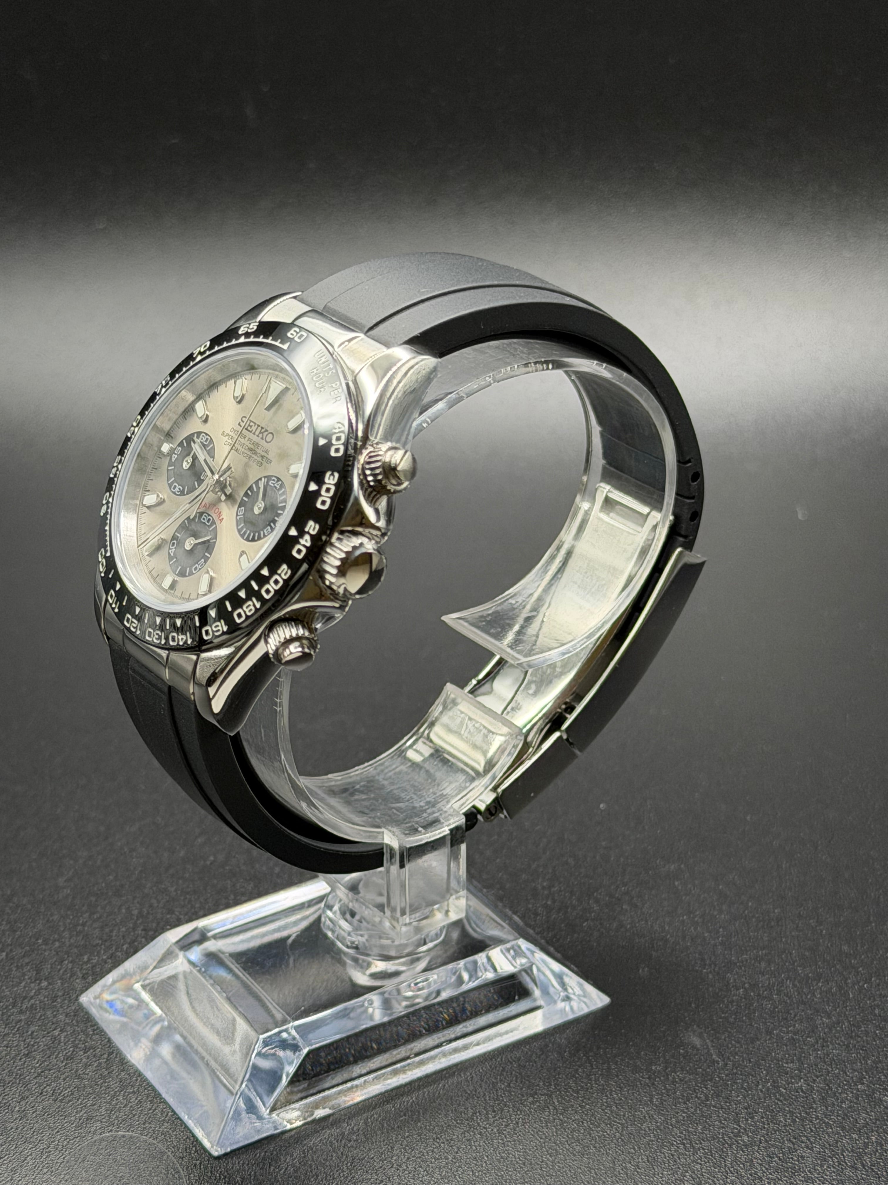 Seiko Daytona Ghost Homage – Oysterflex Strap, VK63 Chronograph
