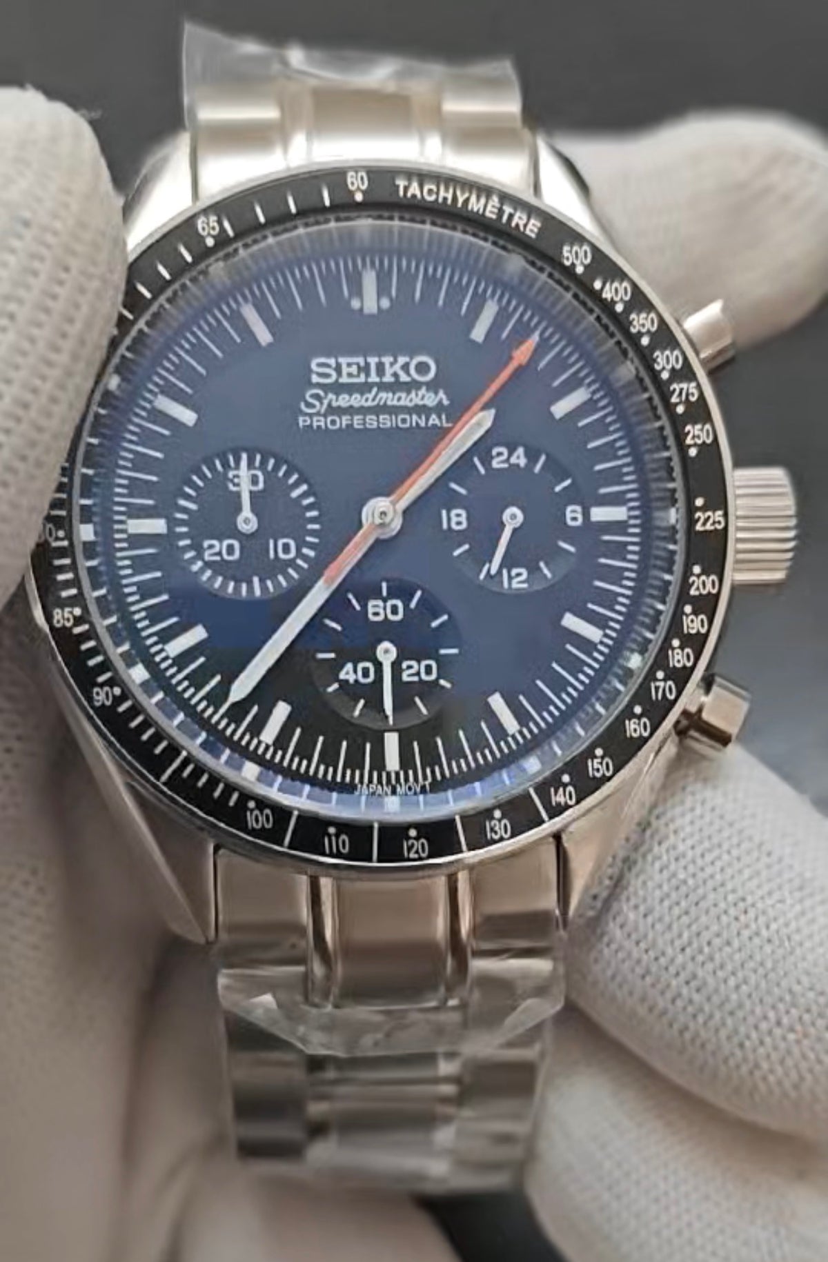 Seiko Speedmaster Mod ‘Custom Orange Hand/ Black Dial’ 40